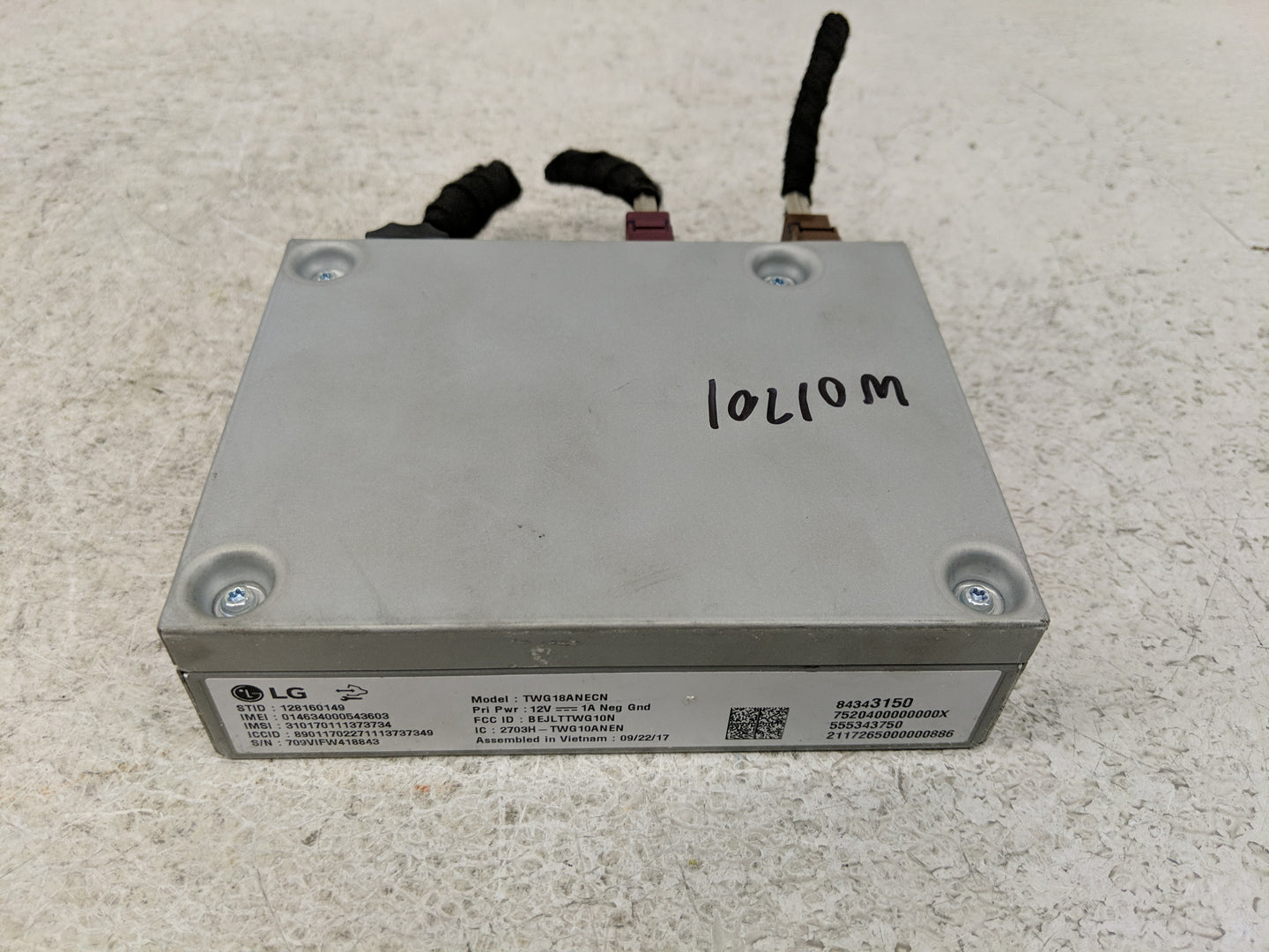 2018-2019 Gmc Terrain Chassis Control Module Ccm Bcm Body Control 1295990 - Oemusedautoparts1.com