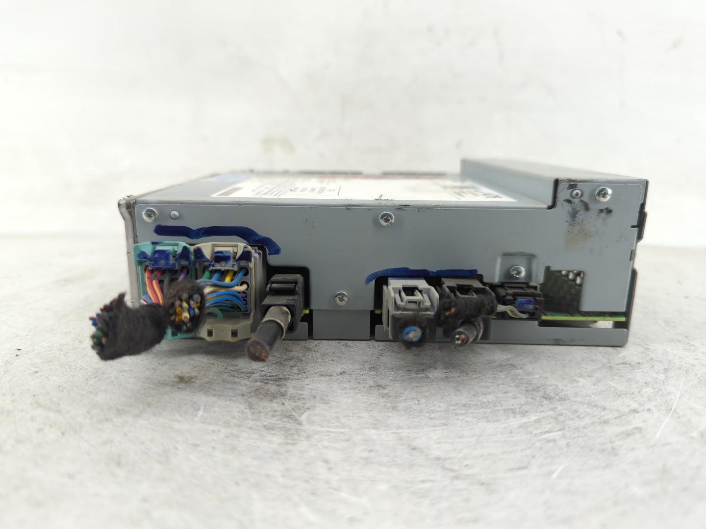 2018 Gmc Terrain Radio AM FM Cd Player Receiver Replacement P/N:84371476 Fits OEM Used Auto Parts - Oemusedautoparts1.com