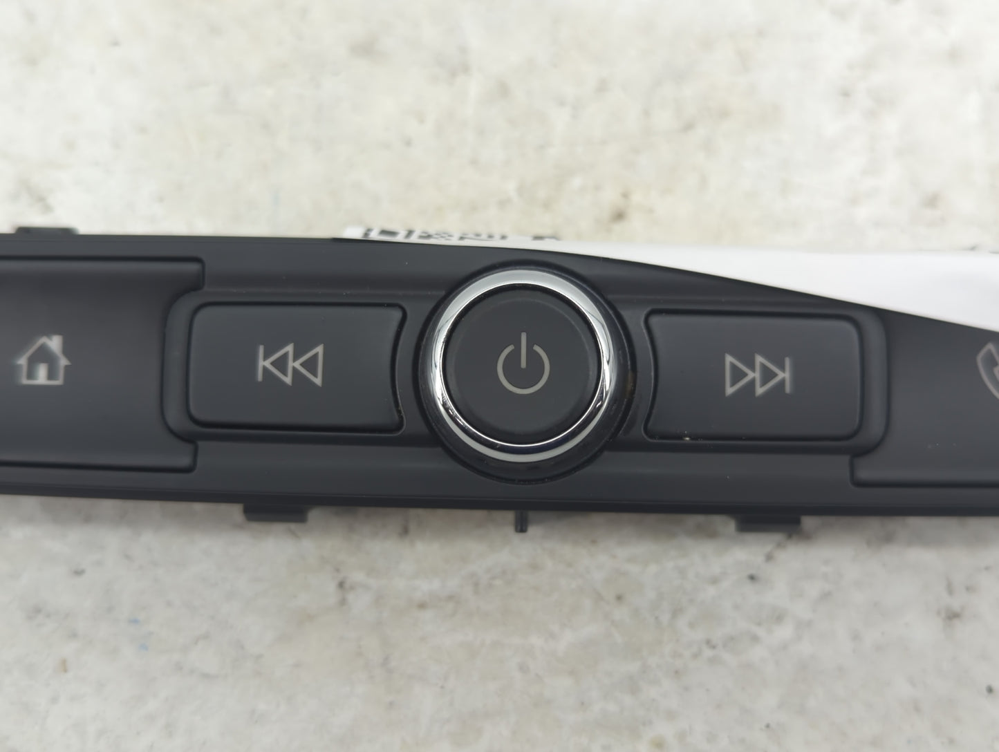 2018-2021 Gmc Terrain Radio AM FM Cd Player Receiver Replacement P/N:84308144 Fits Fits 2018 2019 2020 2021 OEM Used Auto Pa