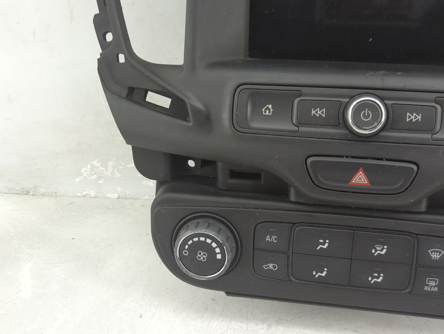 2018 Gmc Terrain Climate Control Module Temperature AC/Heater Replacement P/N:84148565 134000-9490C101 Fits OEM Used Auto Pa
