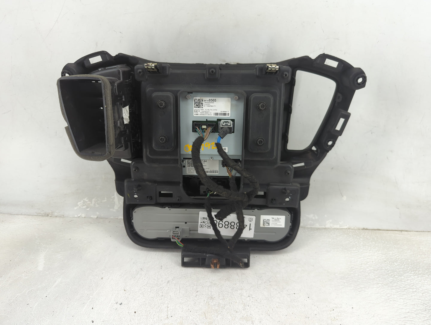 2018 Gmc Terrain Climate Control Module Temperature AC/Heater Replacement P/N:84148565 134000-9490C101 Fits OEM Used Auto Pa
