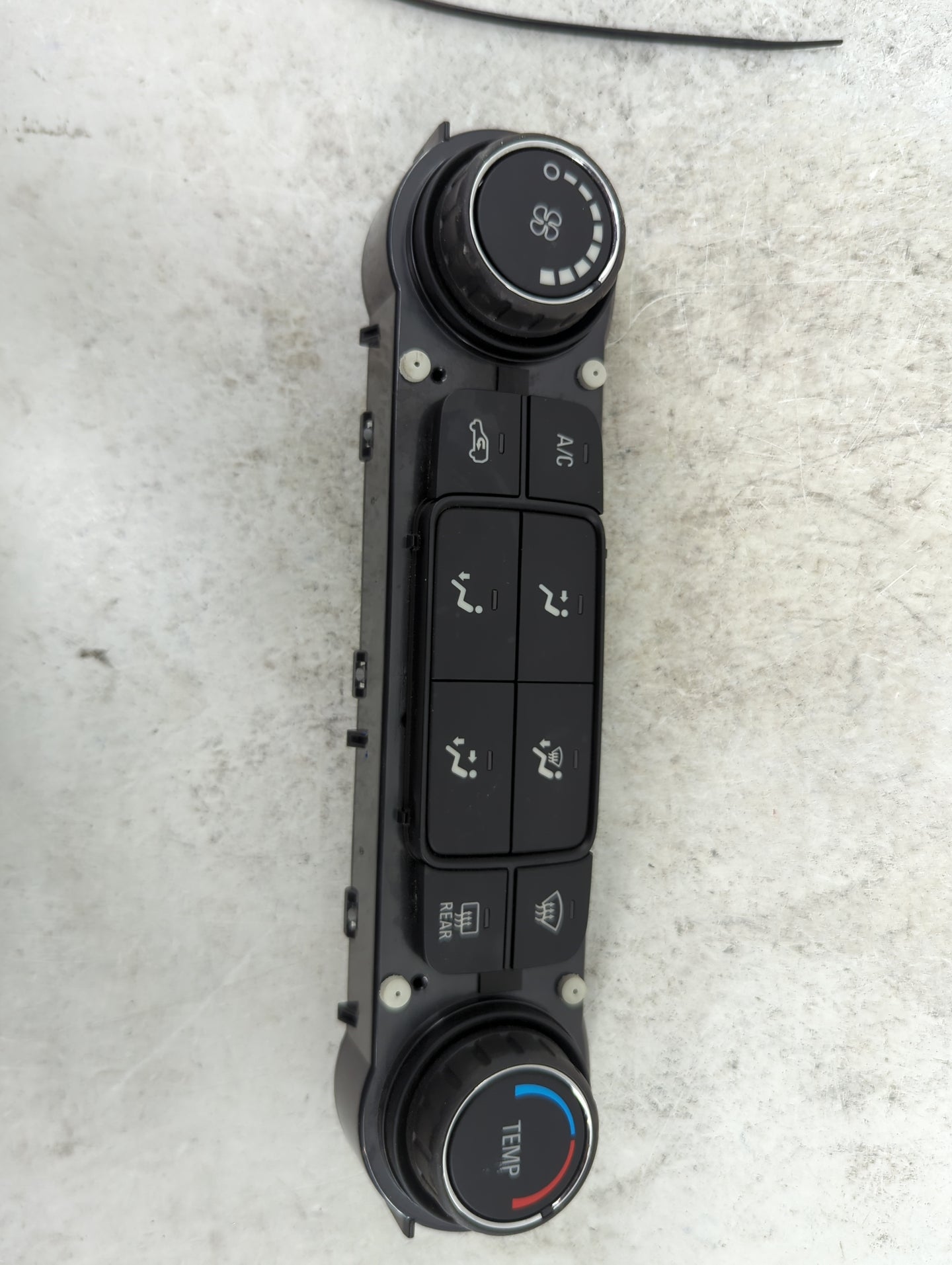 2018 Gmc Terrain Climate Control Module Temperature AC/Heater Replacement P/N:84296135 737020000000X, 815372982 Fits OEM Use