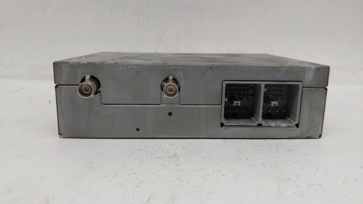 2018-2019 Gmc Terrain Chassis Control Module Ccm Bcm Body Control 192723 - Oemusedautoparts1.com