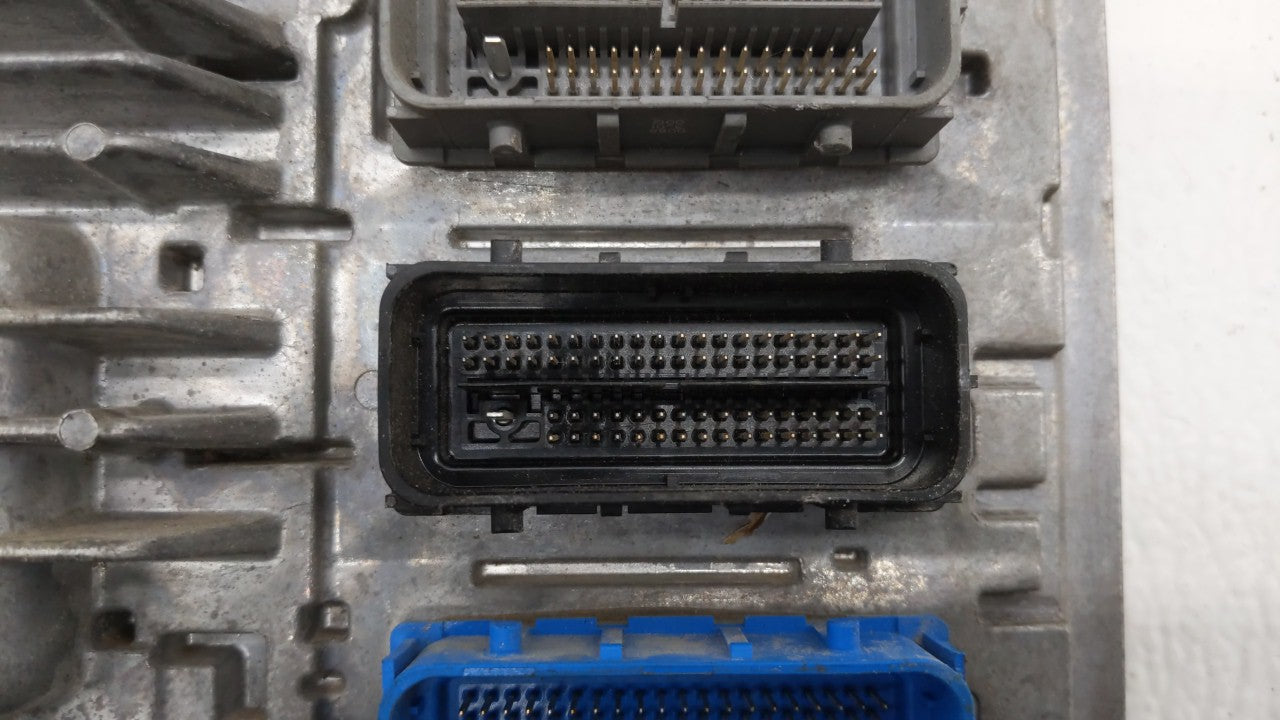 2018 Gmc Terrain PCM Engine Control Computer ECU ECM PCU OEM P/N:12700116 12683660, 12669908, 12680876 Fits Fits 2017 2019 O