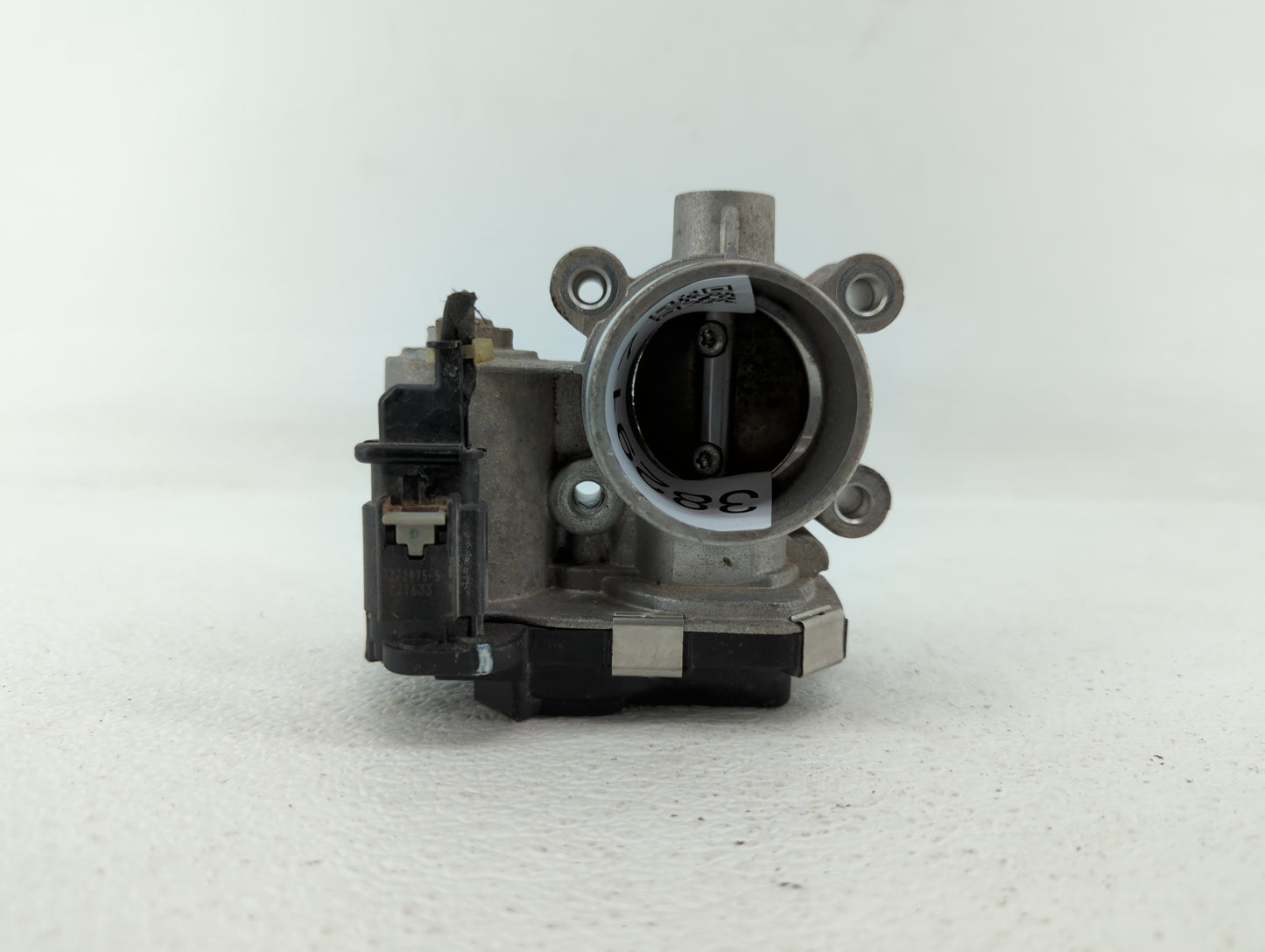 2018 Gmc Terrain Throttle Body P/N:12671379AA Fits Fits 2016 2017 2019 OEM Used Auto Parts - Oemusedautoparts1.com