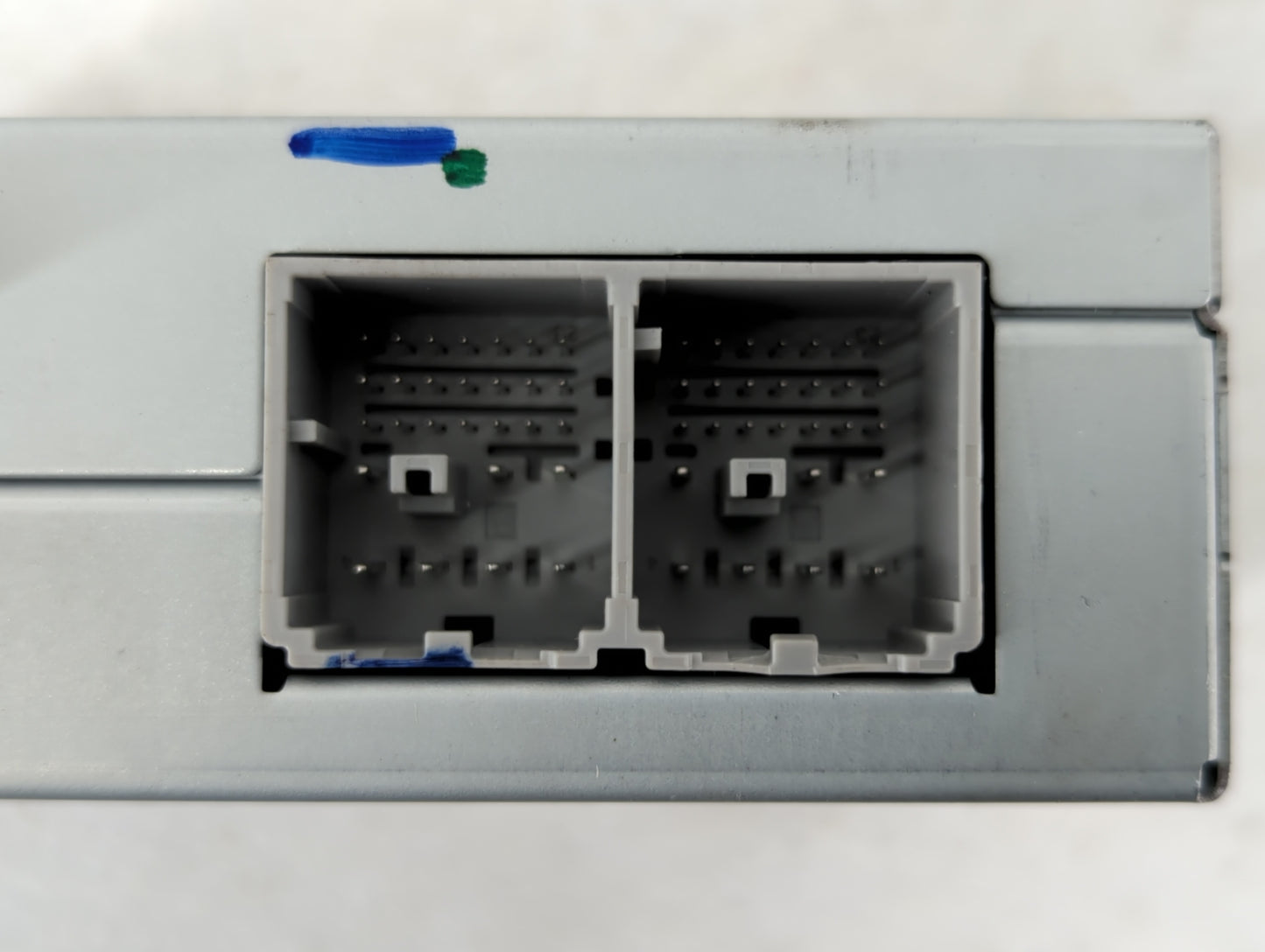 2018-2019 Gmc Terrain Chassis Control Module Ccm Bcm Body Control - Oemusedautoparts1.com