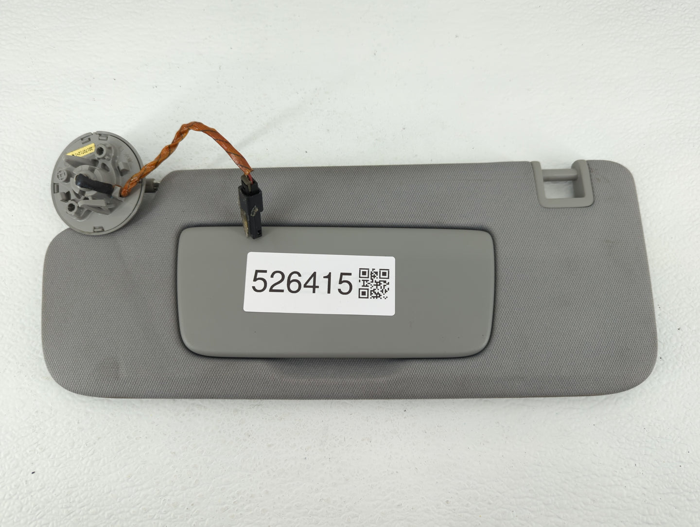 2018 Gmc Terrain Sun Visor Shade Replacement Driver Left Mirror Fits OEM Used Auto Parts - Oemusedautoparts1.com