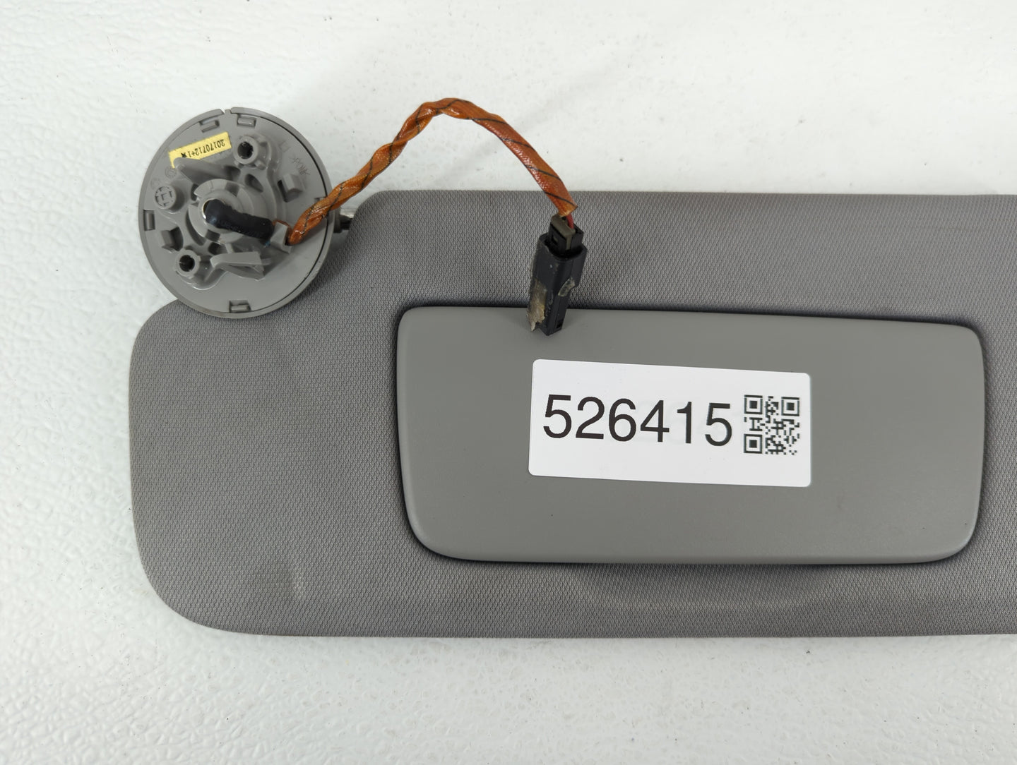 2018 Gmc Terrain Sun Visor Shade Replacement Driver Left Mirror Fits OEM Used Auto Parts - Oemusedautoparts1.com