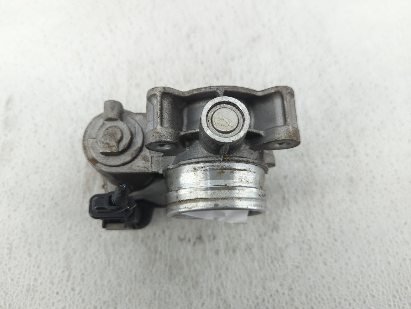 2018-2022 Gmc Terrain Throttle Body P/N:12671379AA Fits Fits 2016 2017 2018 2019 2020 2021 2022 OEM Used Auto Parts - Oemuse
