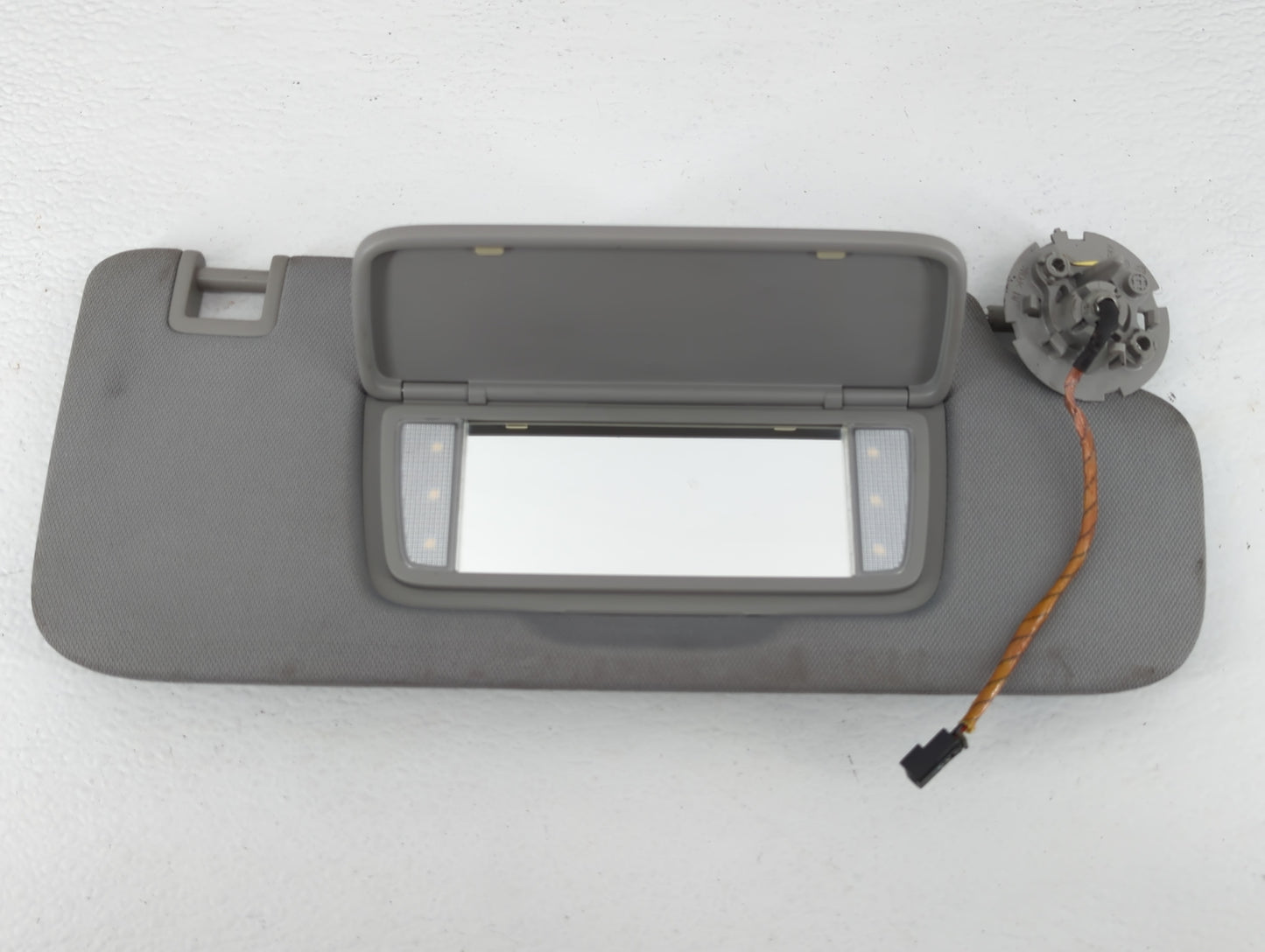 2018 Gmc Terrain Sun Visor Shade Replacement Driver Left Mirror Fits OEM Used Auto Parts - Oemusedautoparts1.com