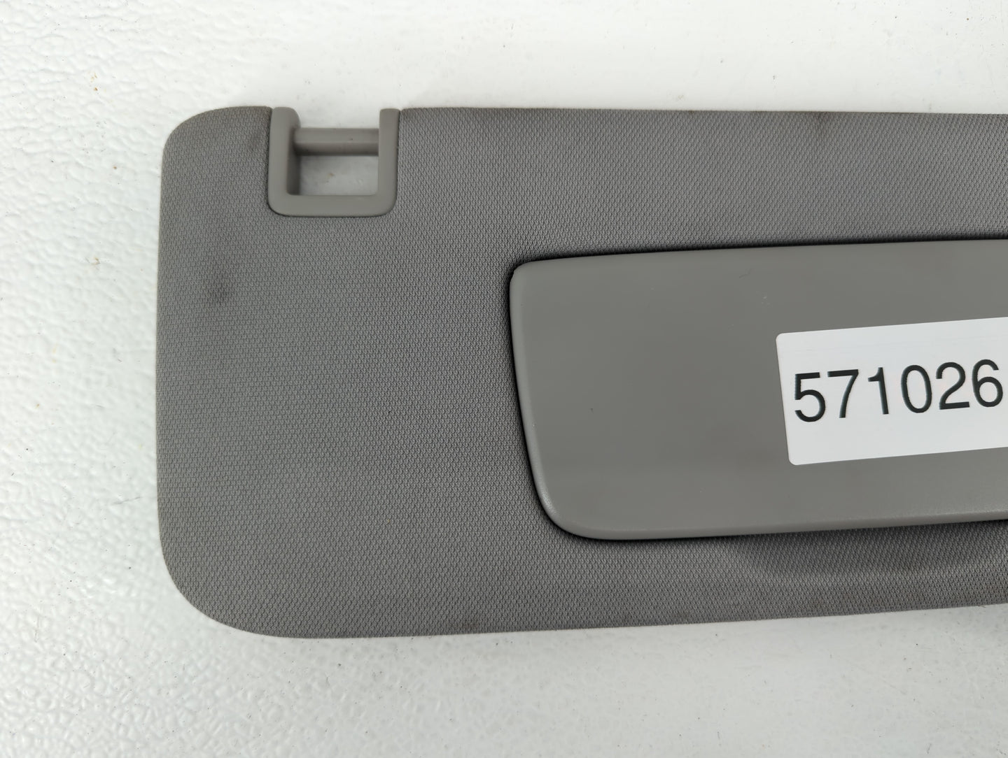 2018 Gmc Terrain Sun Visor Shade Replacement Driver Left Mirror Fits OEM Used Auto Parts - Oemusedautoparts1.com