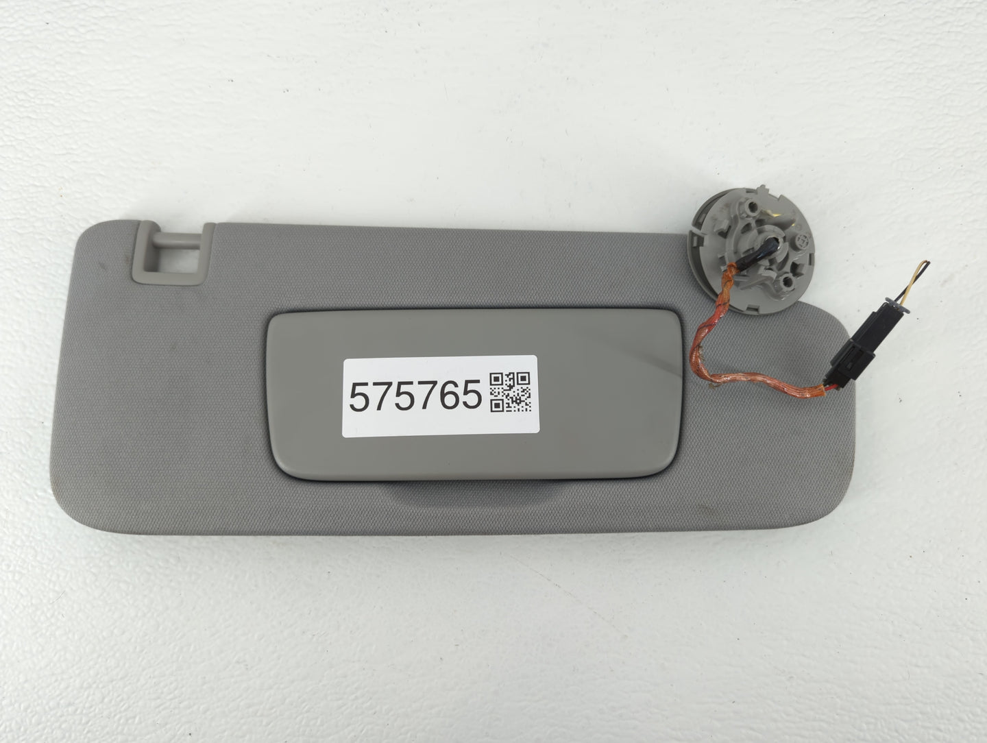 2018 Gmc Terrain Sun Visor Shade Replacement Passenger Right Mirror Fits OEM Used Auto Parts - Oemusedautoparts1.com