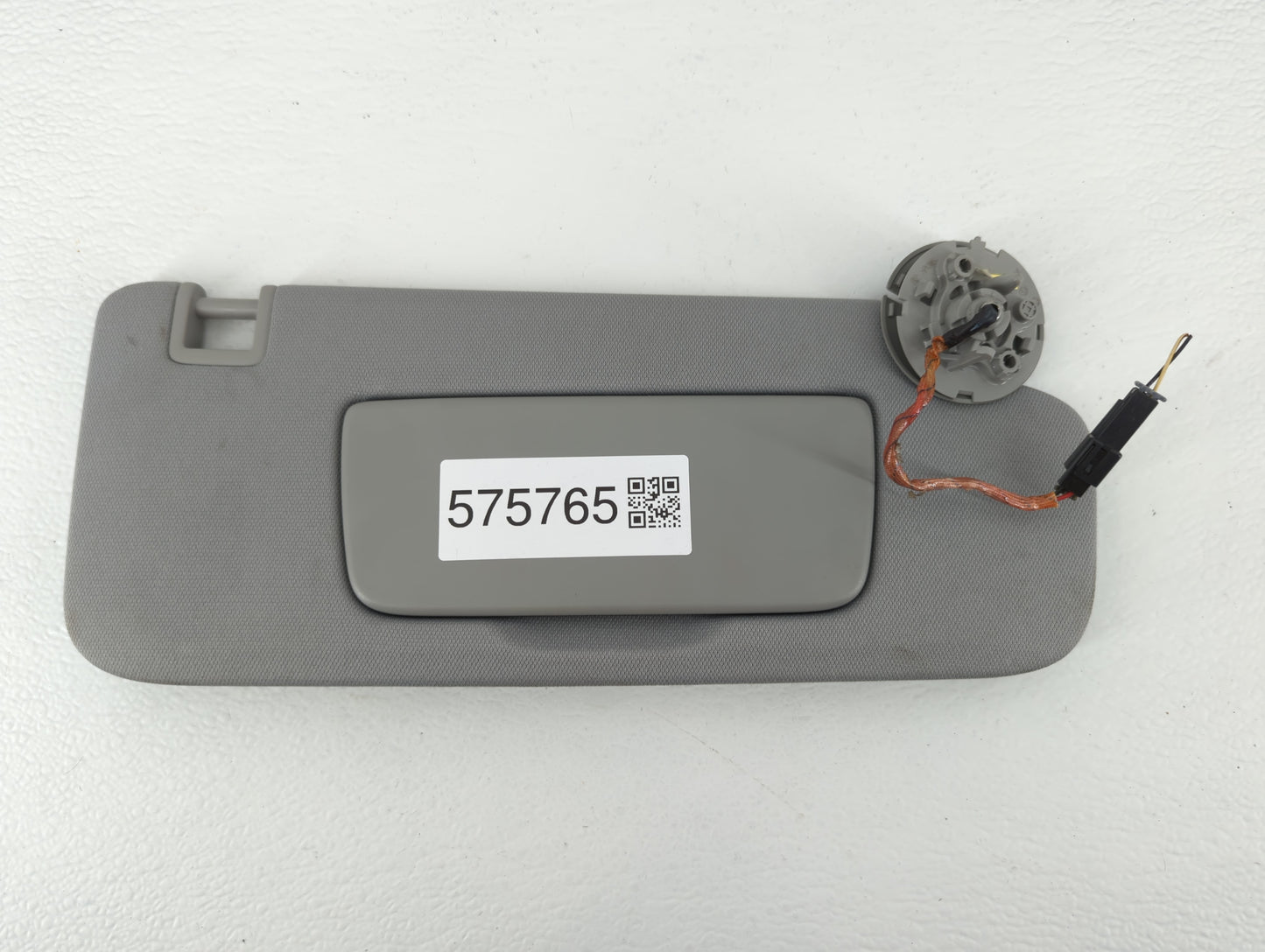 2018 Gmc Terrain Sun Visor Shade Replacement Passenger Right Mirror Fits OEM Used Auto Parts - Oemusedautoparts1.com