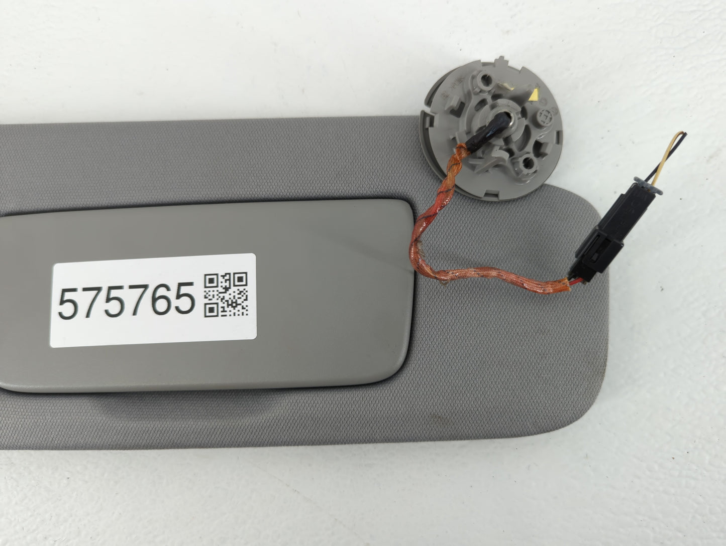 2018 Gmc Terrain Sun Visor Shade Replacement Passenger Right Mirror Fits OEM Used Auto Parts - Oemusedautoparts1.com