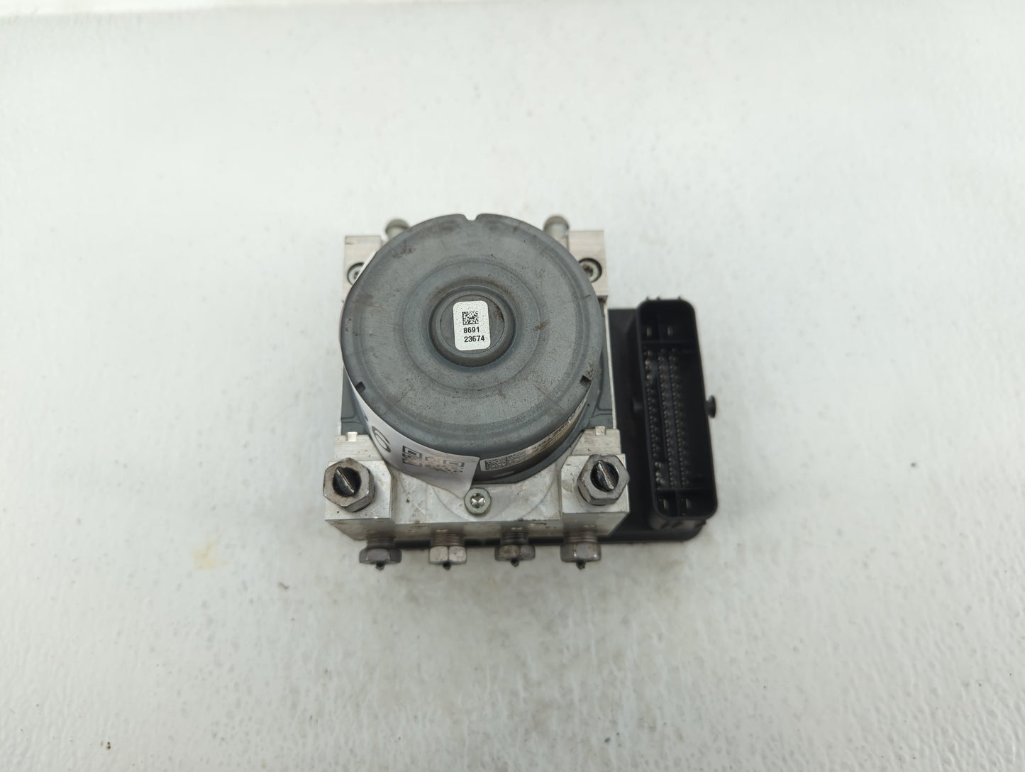 2018-2021 Gmc Terrain ABS Pump Control Module Replacement P/N:84342052 Fits Fits 2018 2019 2020 2021 OEM Used Auto Parts - O
