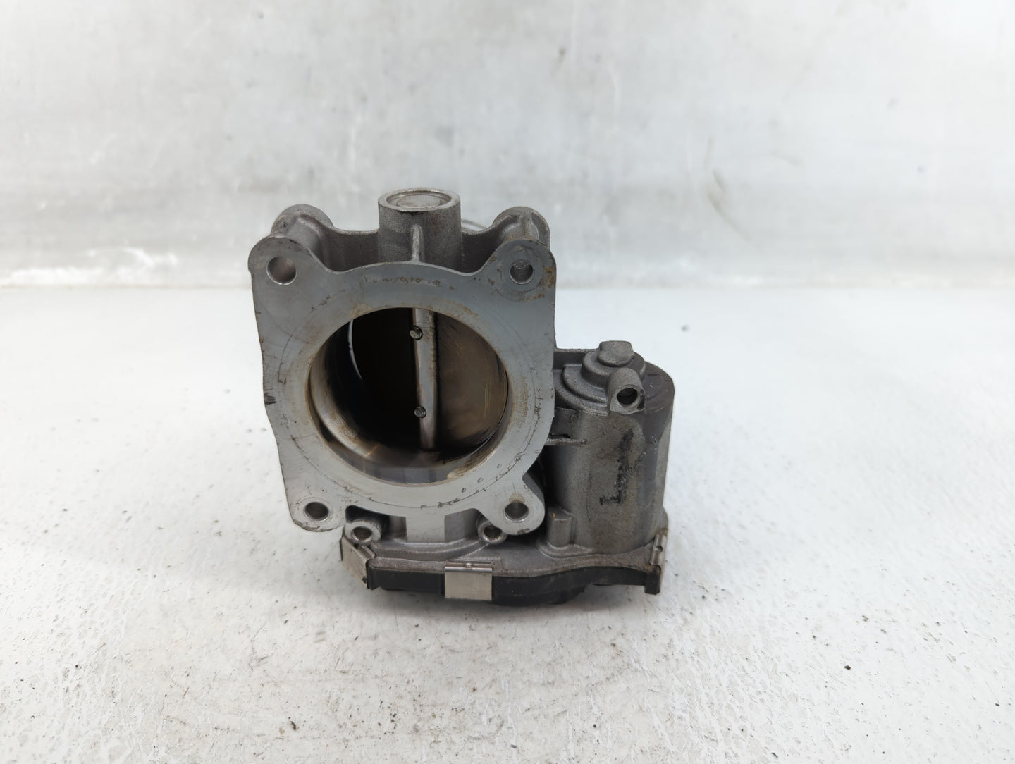 2018-2020 Gmc Terrain Throttle Body P/N:12670837AA Fits Fits 2013 2014 2015 2016 2017 2018 2019 2020 2021 OEM Used Auto Part