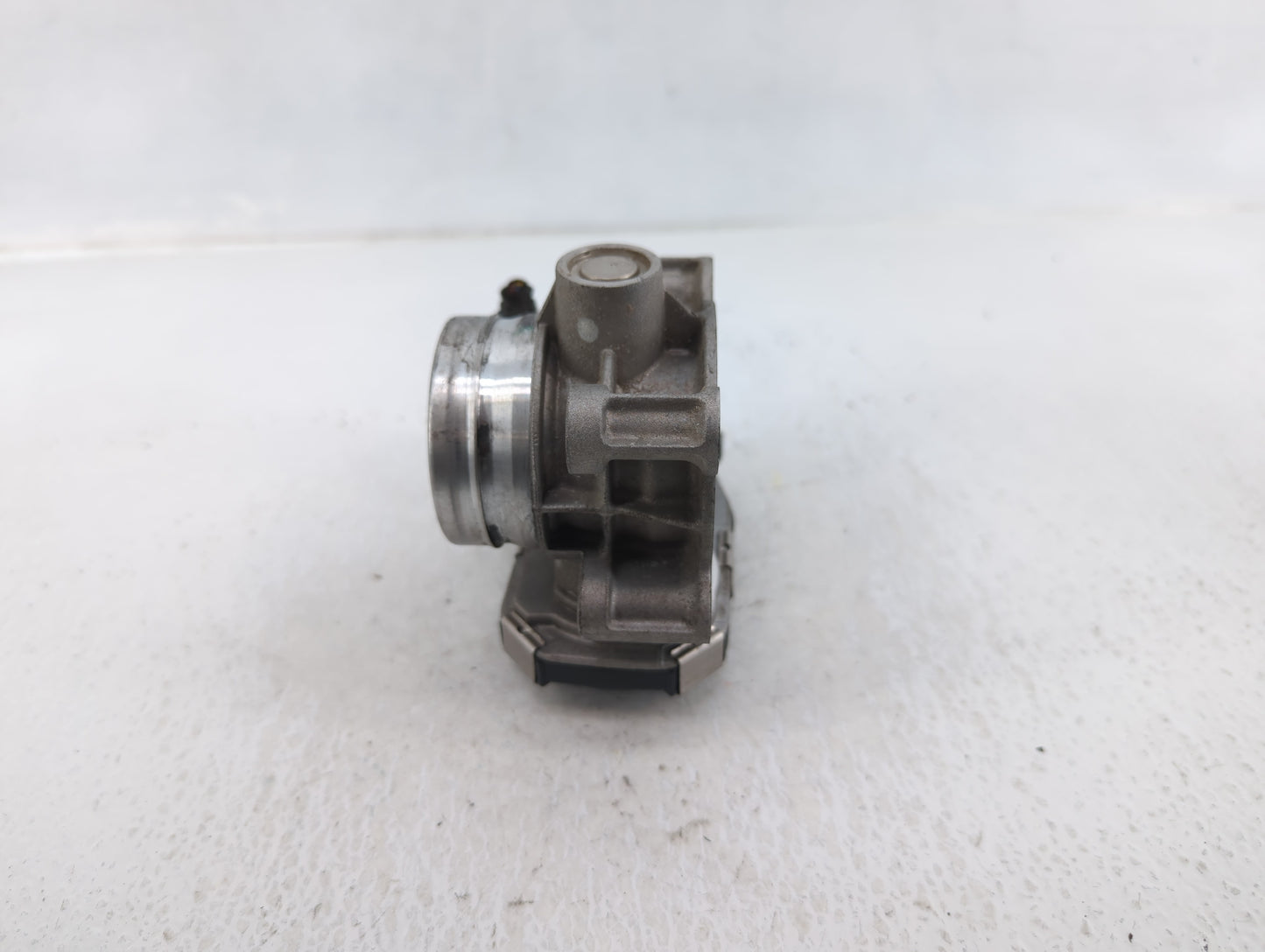 2018-2022 Gmc Terrain Throttle Body P/N:12671379AA Fits Fits 2016 2017 2018 2019 2020 2021 2022 OEM Used Auto Parts - Oemuse