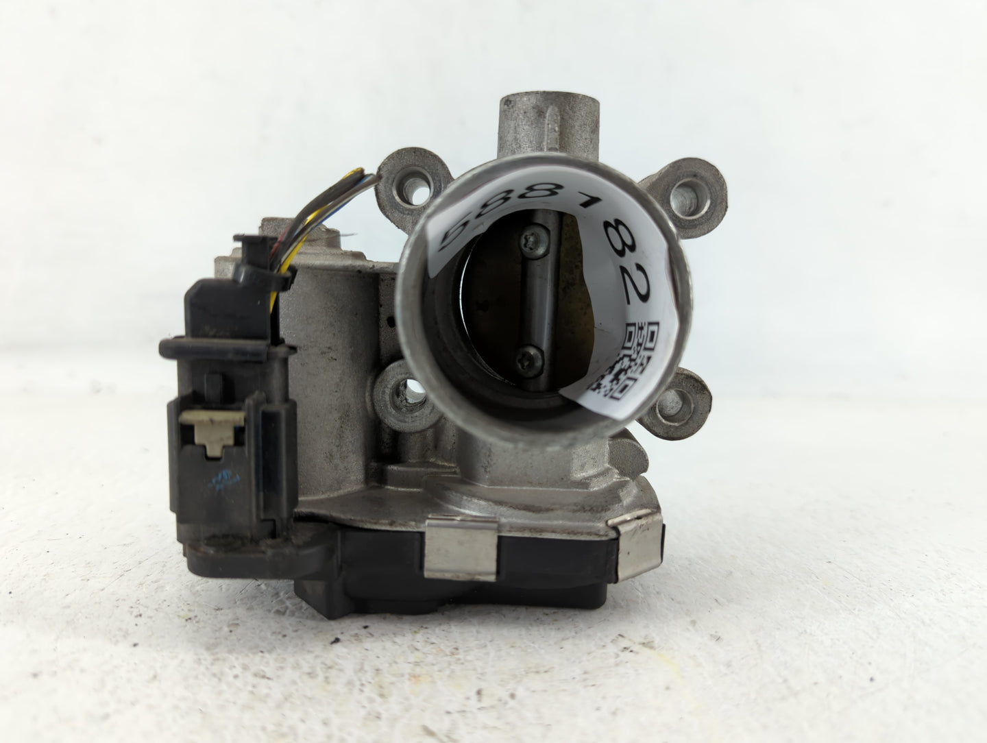 2018-2022 Gmc Terrain Throttle Body P/N:12671379AA Fits Fits 2016 2017 2018 2019 2020 2021 2022 OEM Used Auto Parts - Oemuse