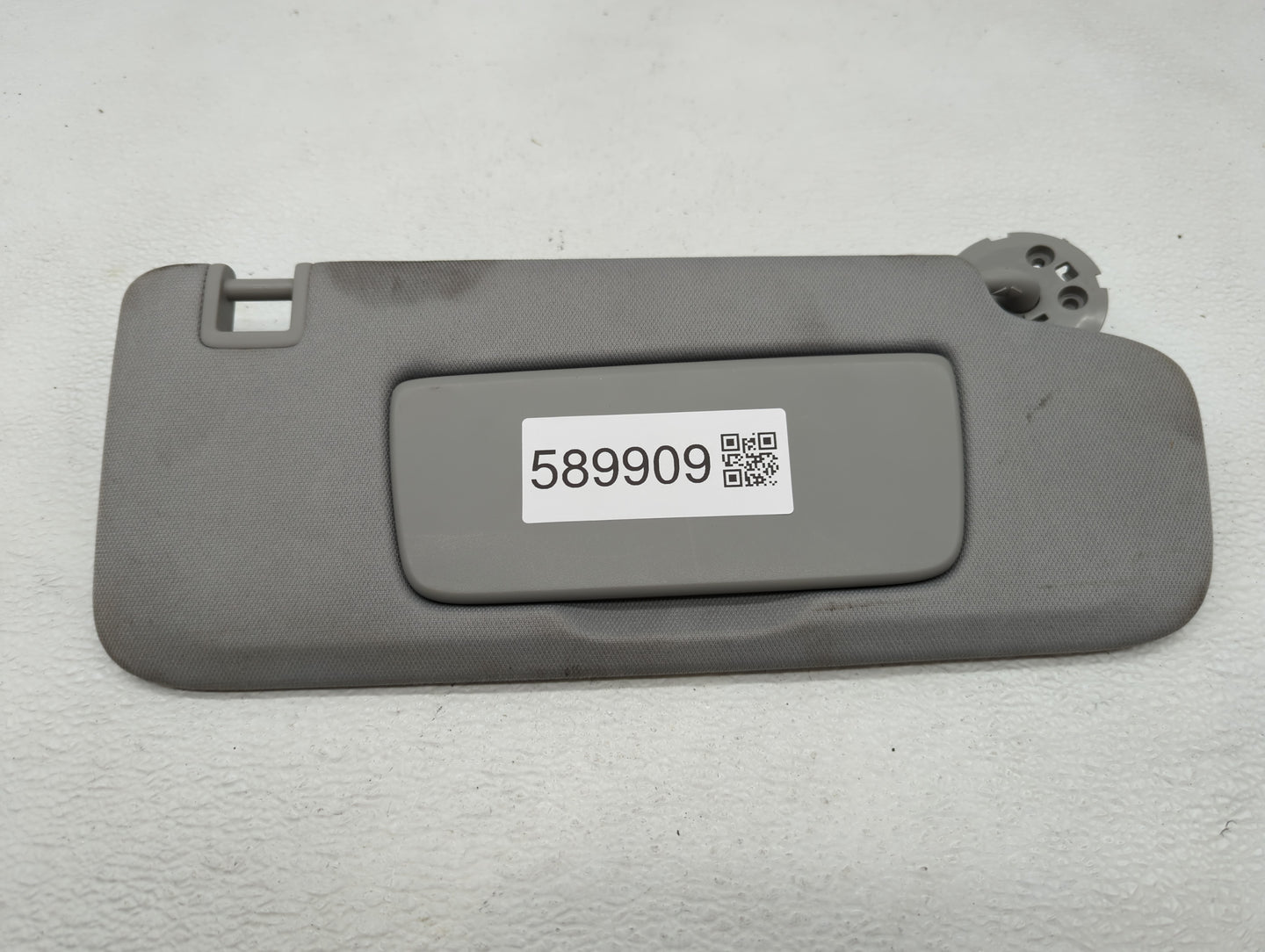 2018 Gmc Terrain Sun Visor Shade Replacement Passenger Right Mirror Fits OEM Used Auto Parts - Oemusedautoparts1.com