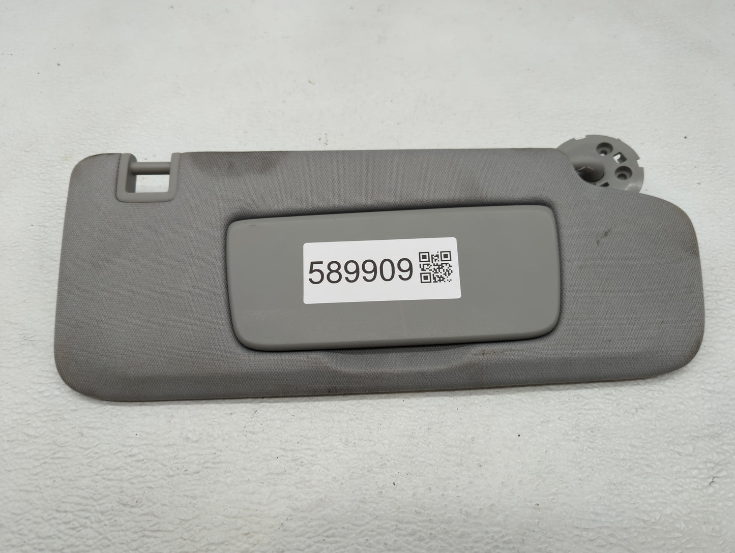 2018 Gmc Terrain Sun Visor Shade Replacement Passenger Right Mirror Fits OEM Used Auto Parts - Oemusedautoparts1.com