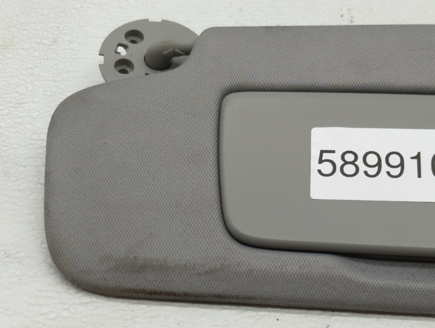 2018 Gmc Terrain Sun Visor Shade Replacement Driver Left Mirror Fits OEM Used Auto Parts - Oemusedautoparts1.com