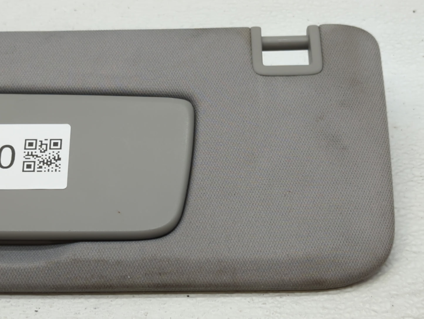 2018 Gmc Terrain Sun Visor Shade Replacement Driver Left Mirror Fits OEM Used Auto Parts - Oemusedautoparts1.com