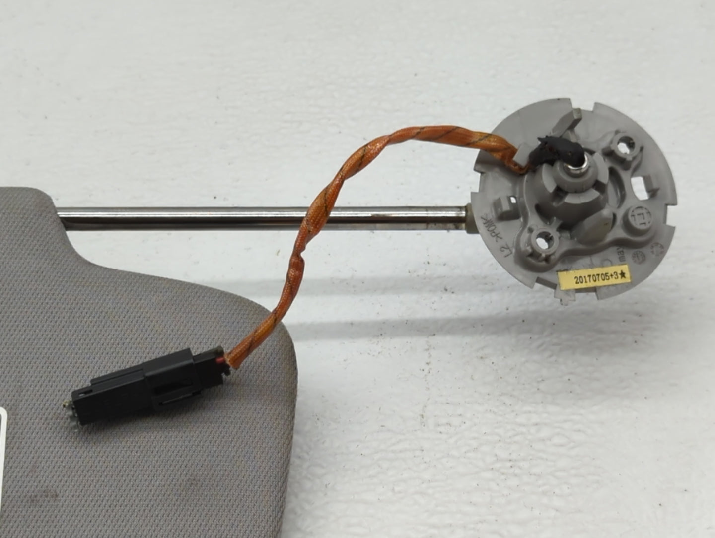 2018 Gmc Terrain Sun Visor Shade Replacement Driver Left Mirror Fits OEM Used Auto Parts - Oemusedautoparts1.com