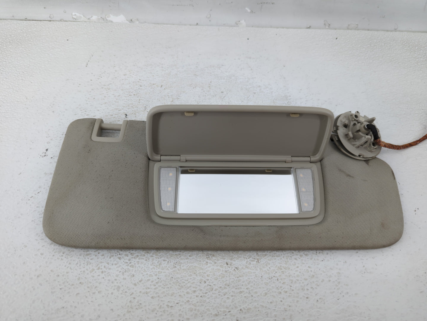 2018 Gmc Terrain Sun Visor Shade Replacement Passenger Right Mirror Fits OEM Used Auto Parts - Oemusedautoparts1.com