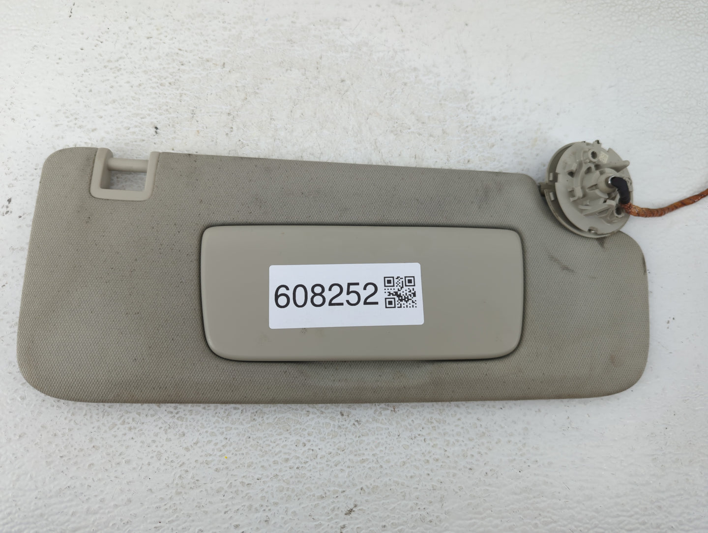 2018 Gmc Terrain Sun Visor Shade Replacement Passenger Right Mirror Fits OEM Used Auto Parts - Oemusedautoparts1.com