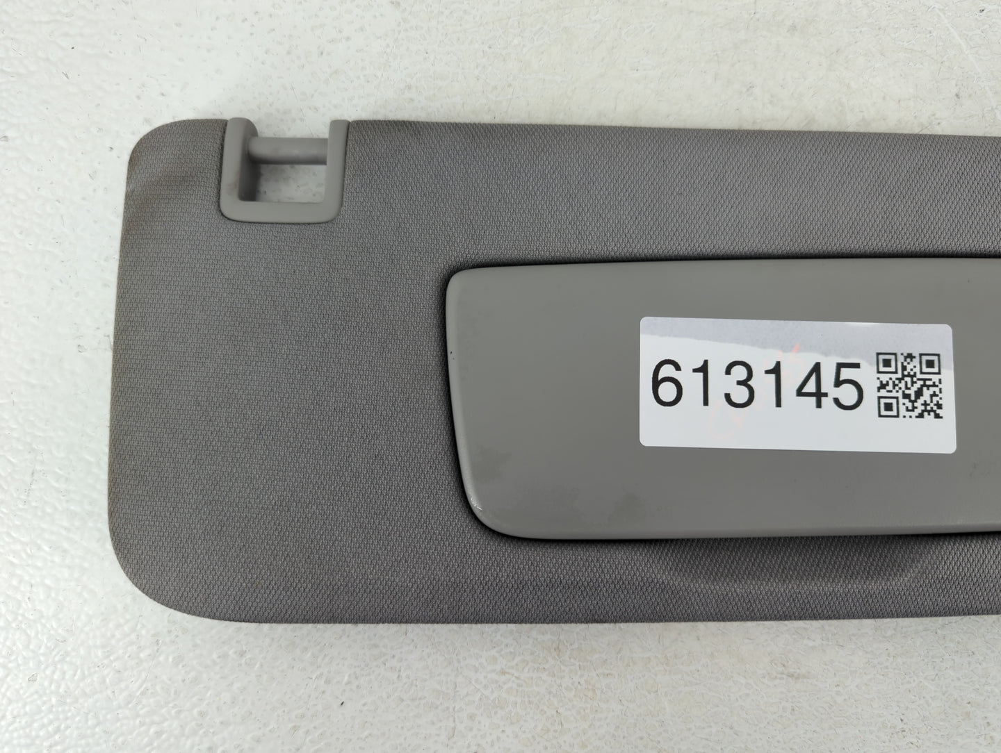 2018 Gmc Terrain Sun Visor Shade Replacement Passenger Right Mirror Fits OEM Used Auto Parts - Oemusedautoparts1.com