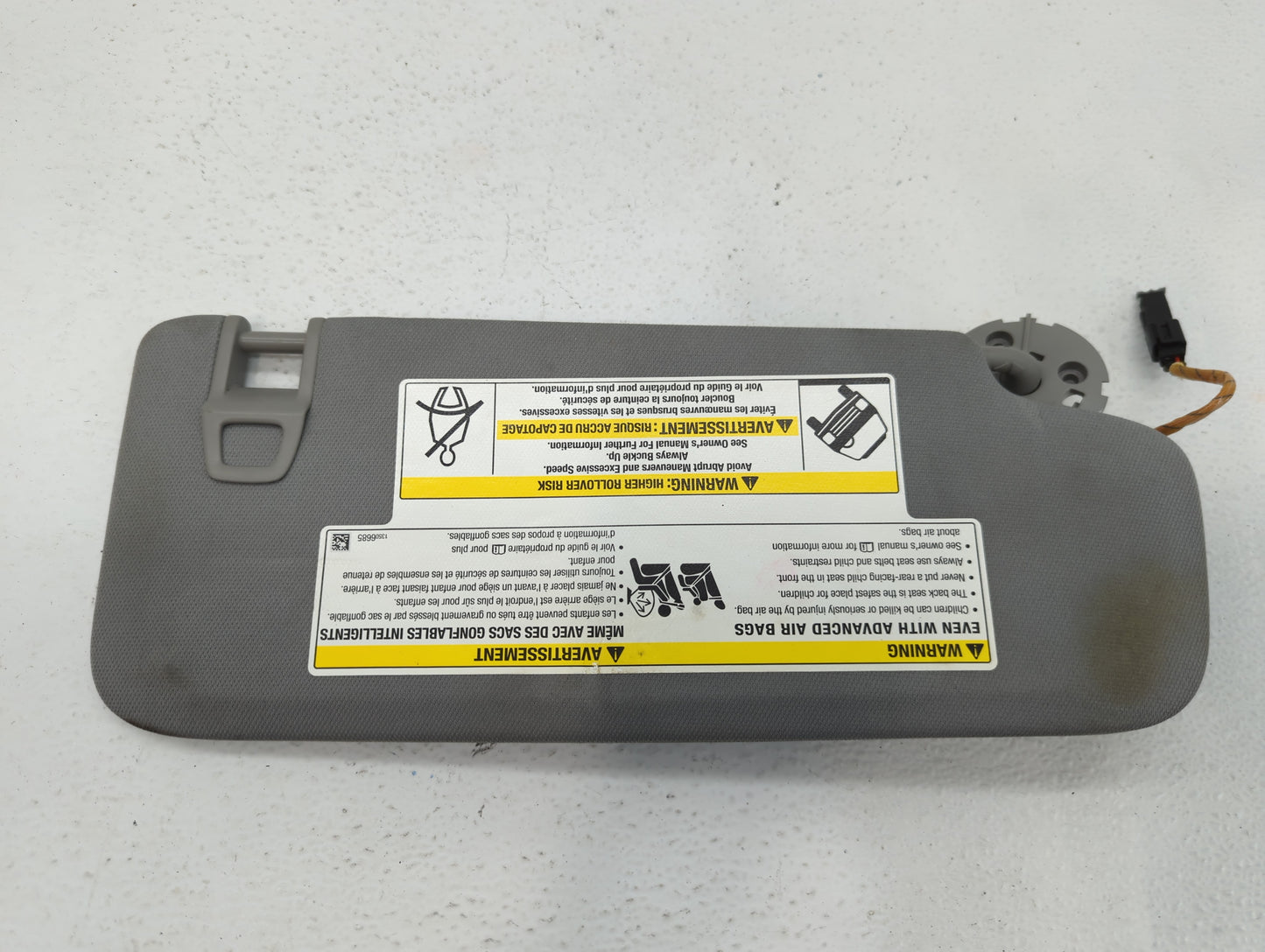 2018 Gmc Terrain Sun Visor Shade Replacement Passenger Right Mirror Fits OEM Used Auto Parts - Oemusedautoparts1.com