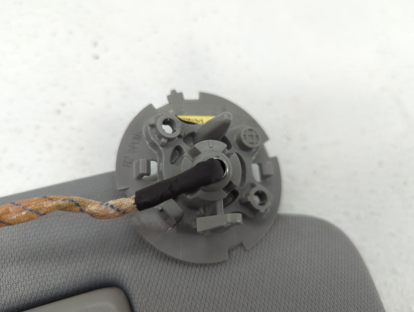 2018 Gmc Terrain Sun Visor Shade Replacement Driver Left Mirror Fits OEM Used Auto Parts - Oemusedautoparts1.com