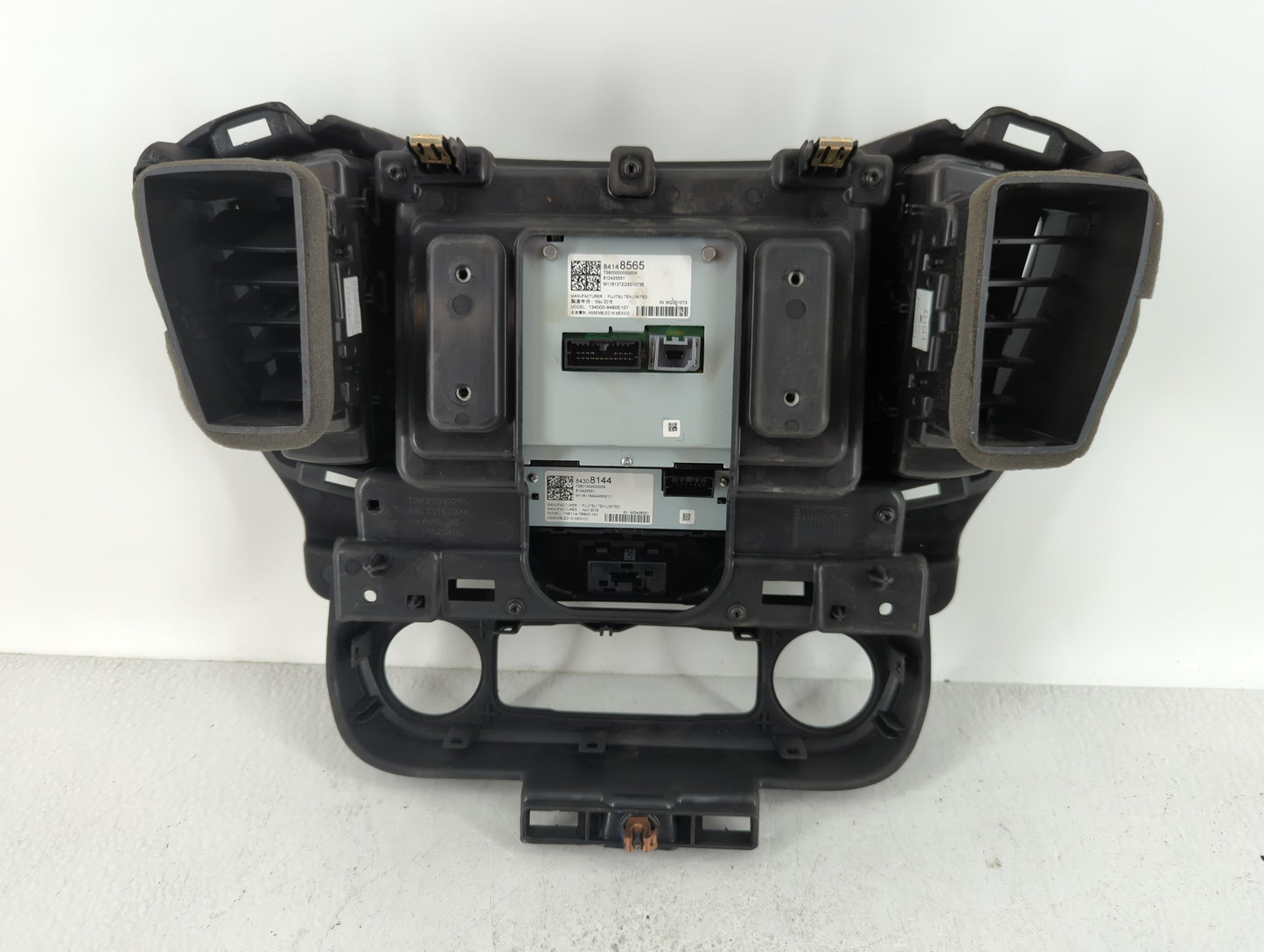 Gmc Terrain Radio Control Panel - Oemusedautoparts1.com