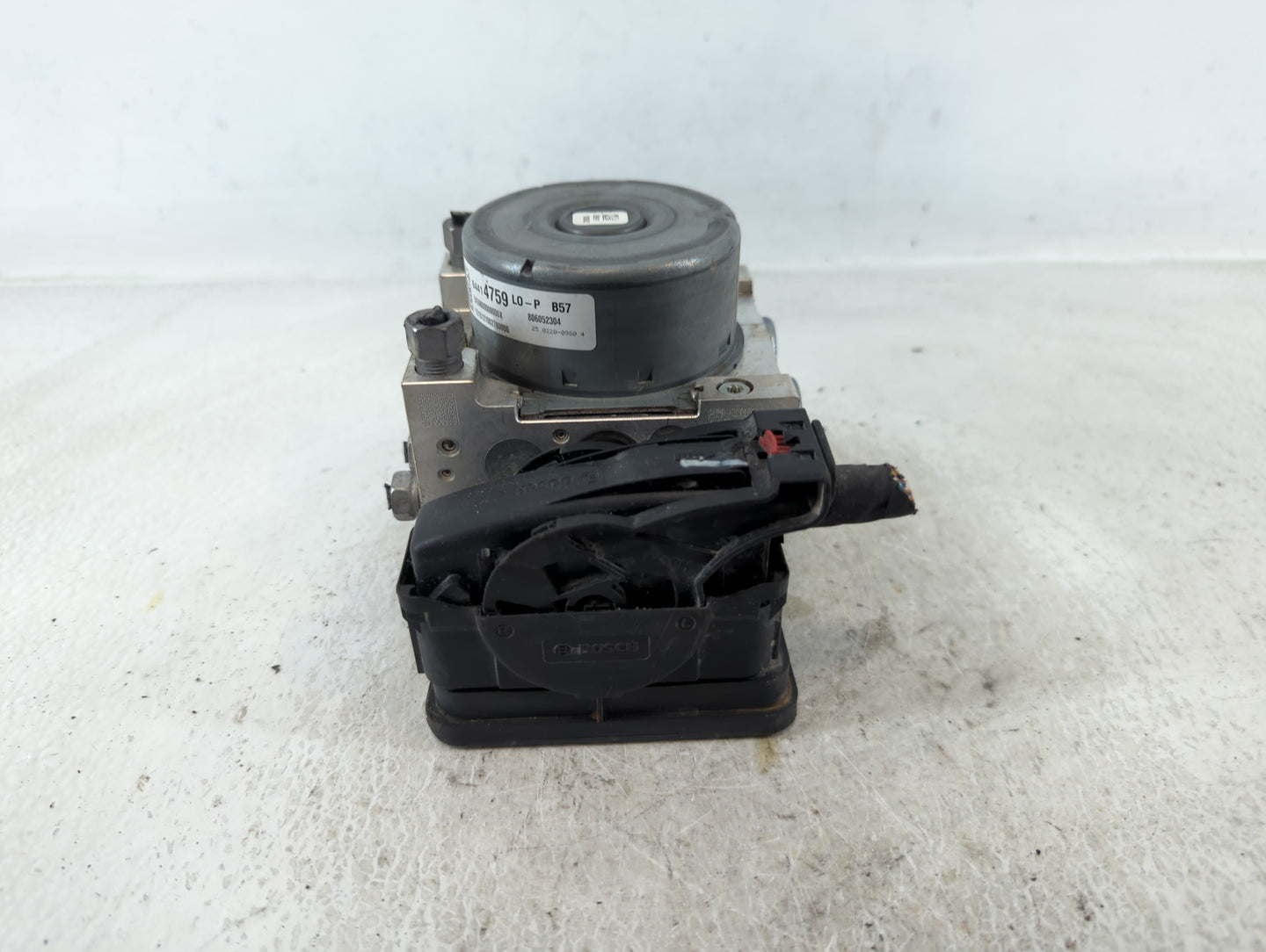 2018-2021 Gmc Terrain ABS Pump Control Module Replacement P/N:84414759 Fits Fits 2018 2019 2020 2021 OEM Used Auto Parts - O