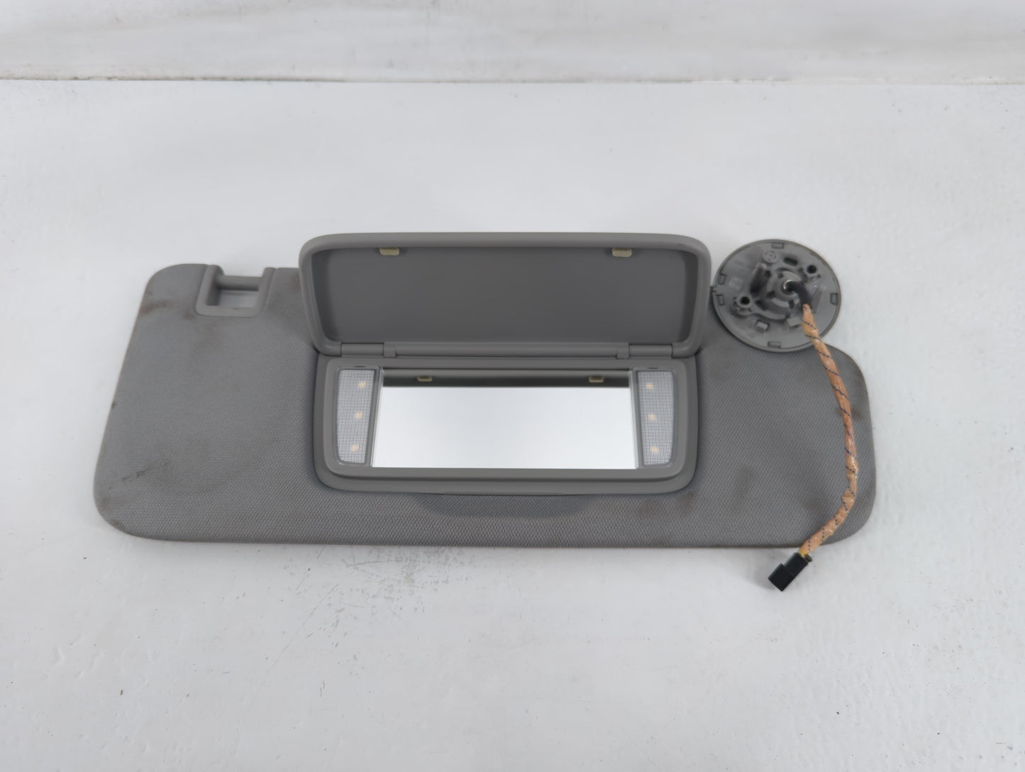 2018 Gmc Terrain Sun Visor Shade Replacement Passenger Right Mirror Fits OEM Used Auto Parts - Oemusedautoparts1.com
