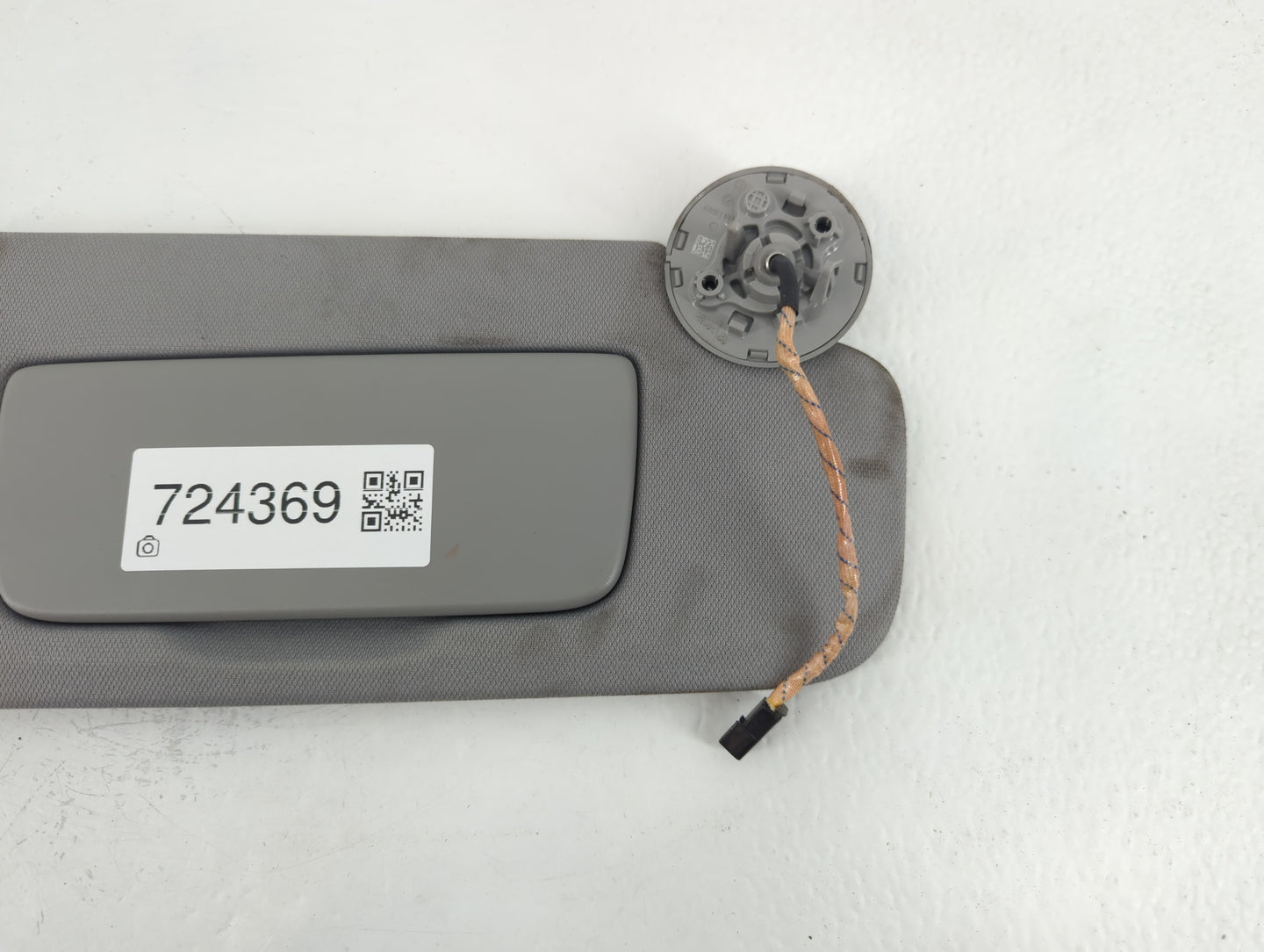 2018 Gmc Terrain Sun Visor Shade Replacement Passenger Right Mirror Fits OEM Used Auto Parts - Oemusedautoparts1.com