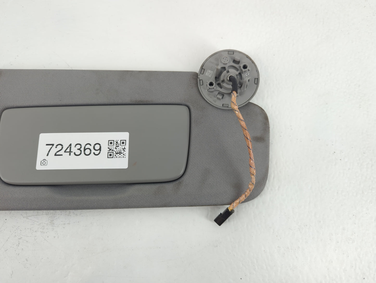 2018 Gmc Terrain Sun Visor Shade Replacement Passenger Right Mirror Fits OEM Used Auto Parts - Oemusedautoparts1.com