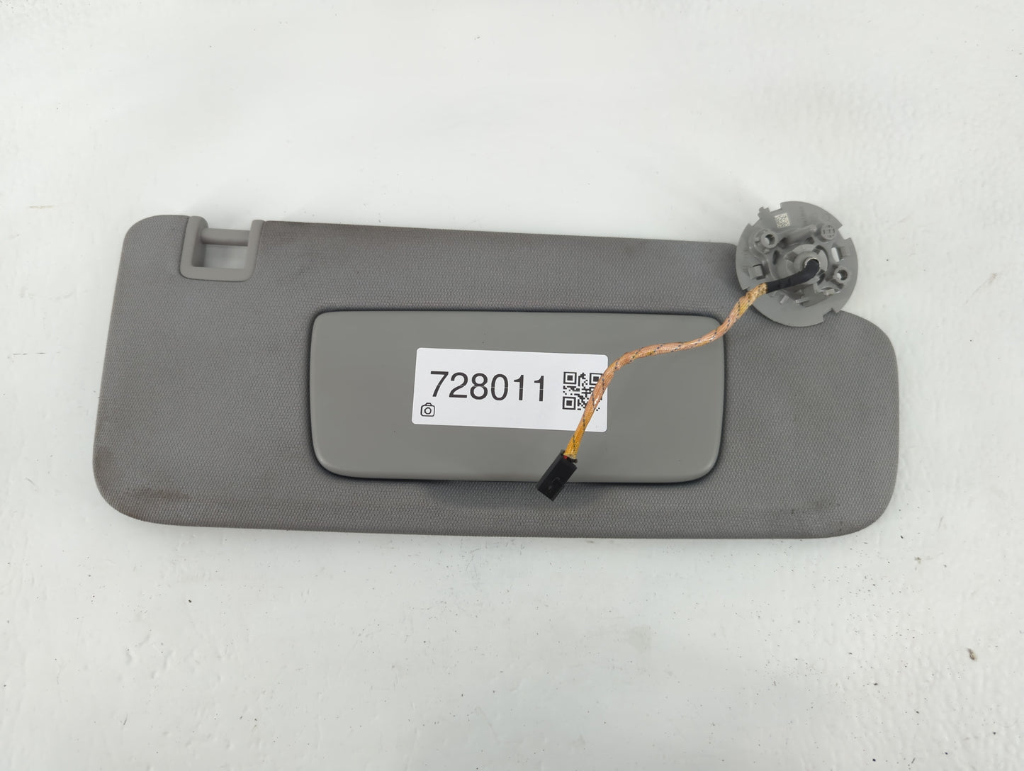 2018 Gmc Terrain Sun Visor Shade Replacement Passenger Right Mirror Fits OEM Used Auto Parts - Oemusedautoparts1.com