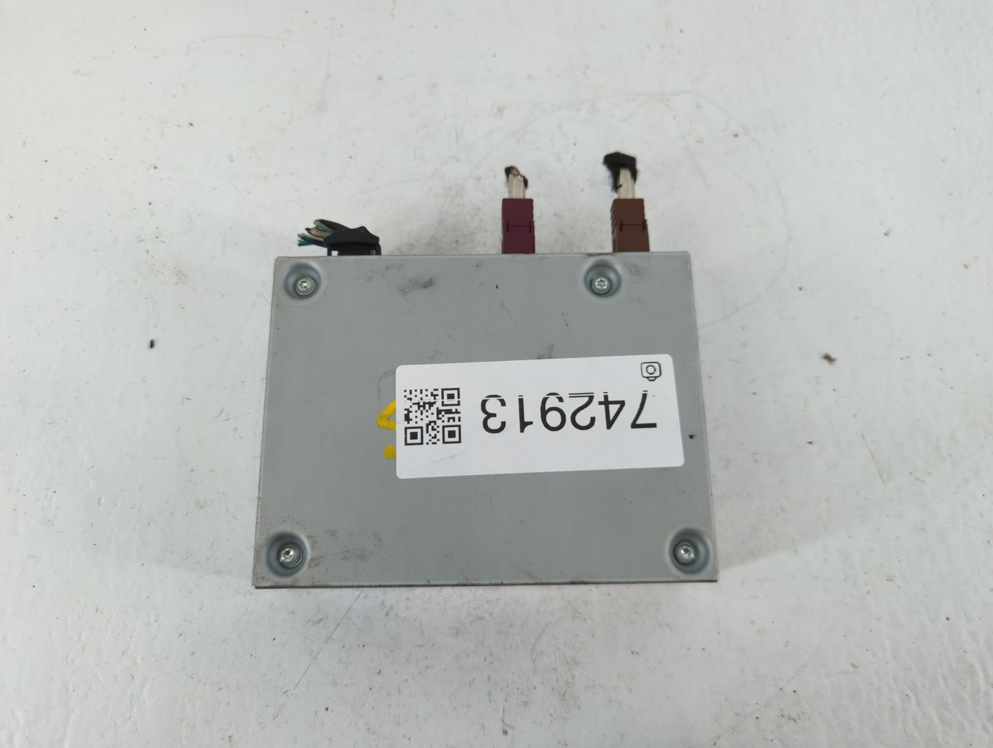 2018 Gmc Terrain Radio AM FM Cd Player Receiver Replacement P/N:84431758 Fits OEM Used Auto Parts - Oemusedautoparts1.com