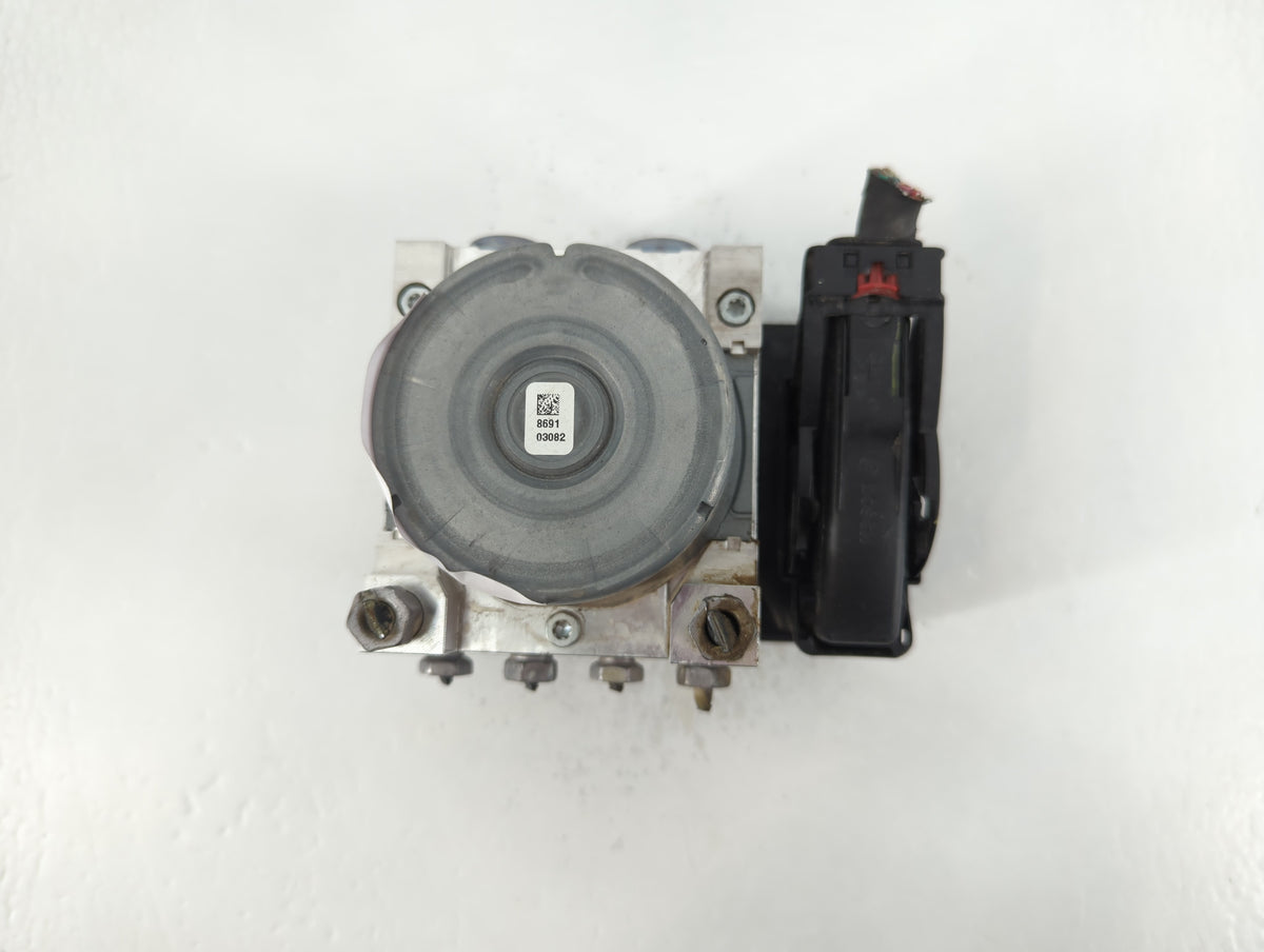 2018-2021 Gmc Terrain Anti-Lock Brake ABS Pump Module Actuator OEM P/N:84414759 Fits Fits 2018 2019 2020 2021 OEM Used Auto 