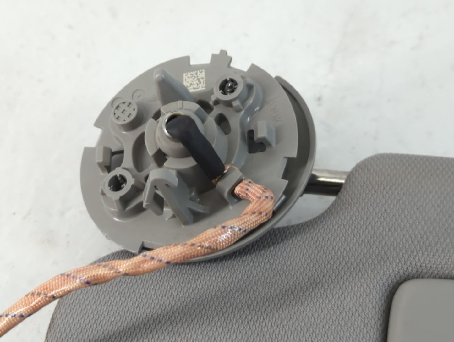 2018 Gmc Terrain Sun Visor Shade Replacement Driver Left Mirror Fits OEM Used Auto Parts - Oemusedautoparts1.com