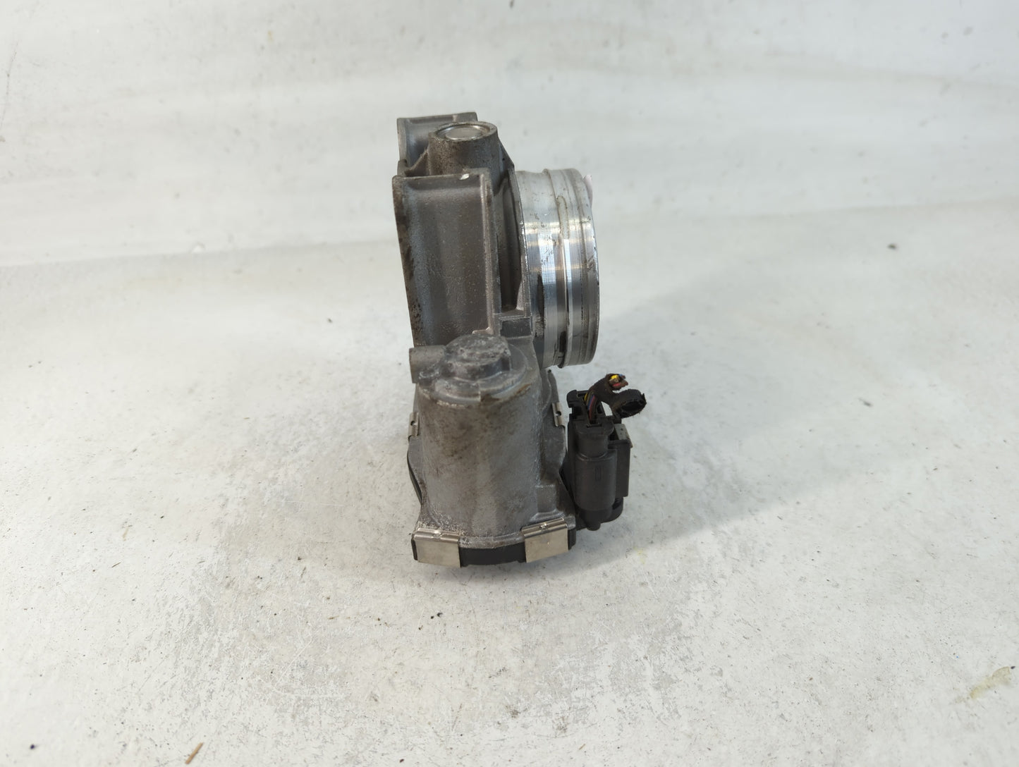 2018-2020 Gmc Terrain Throttle Body P/N:12670837AA Fits Fits 2013 2014 2015 2016 2017 2018 2019 2020 2021 OEM Used Auto Part