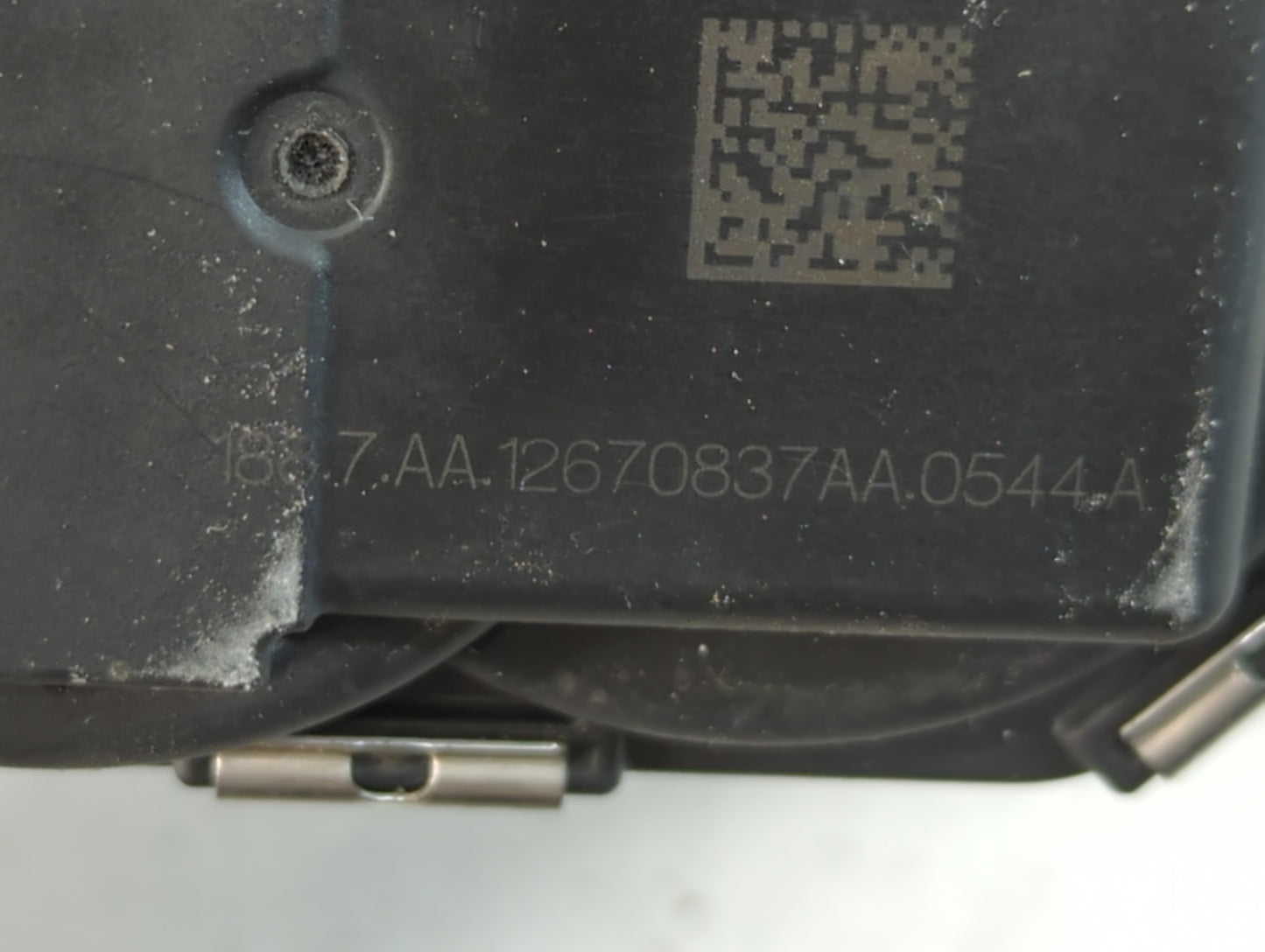 2018-2020 Gmc Terrain Throttle Body P/N:12670837AA Fits Fits 2013 2014 2015 2016 2017 2018 2019 2020 2021 OEM Used Auto Part
