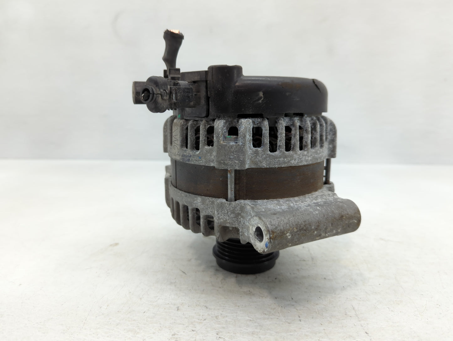 2018-2022 Gmc Terrain Alternator Replacement Generator Charging Assembly Engine OEM P/N:13517759 0 126 312 142 Fits OEM Used