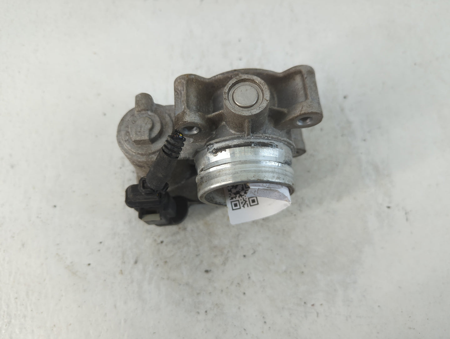 2018-2022 Gmc Terrain Throttle Body P/N:12671379AA Fits Fits 2016 2017 2018 2019 2020 2021 2022 OEM Used Auto Parts - Oemuse