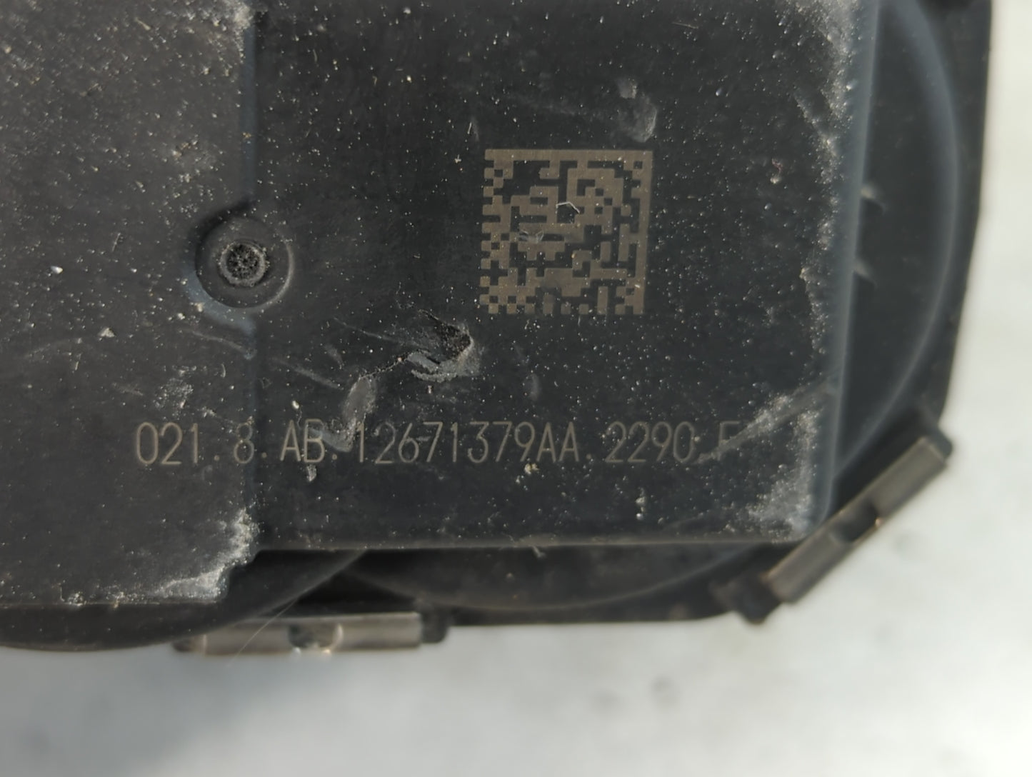 2018-2022 Gmc Terrain Throttle Body P/N:12671379AA Fits Fits 2016 2017 2018 2019 2020 2021 2022 OEM Used Auto Parts - Oemuse