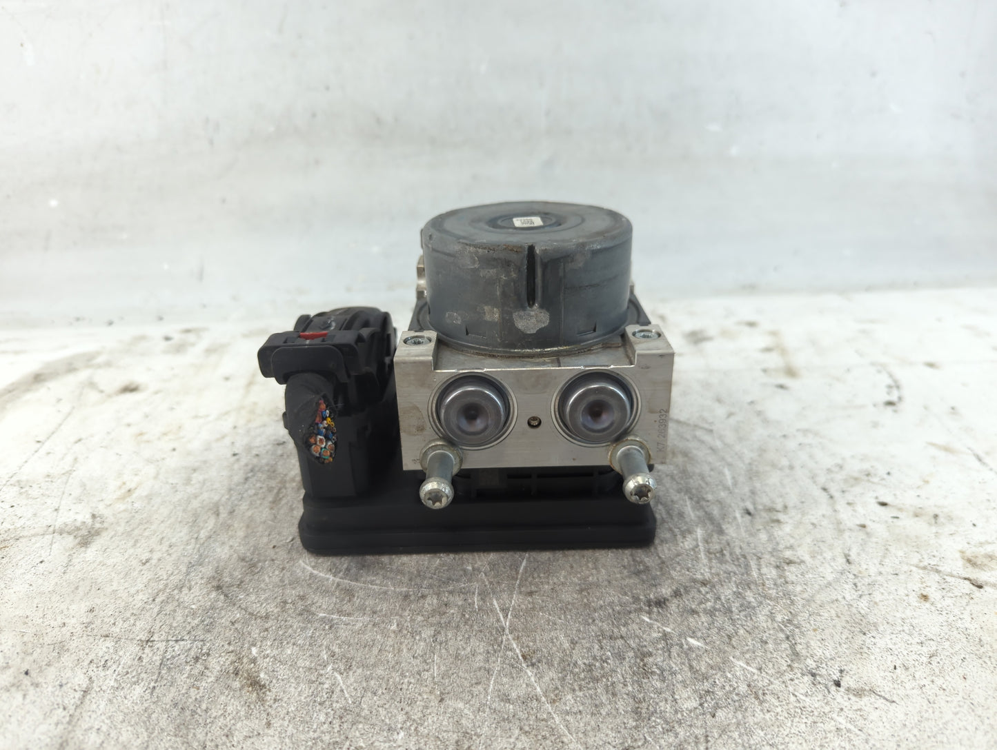2018-2021 Gmc Terrain ABS Pump Control Module Replacement P/N:84414759 Fits Fits 2018 2019 2020 2021 OEM Used Auto Parts - O