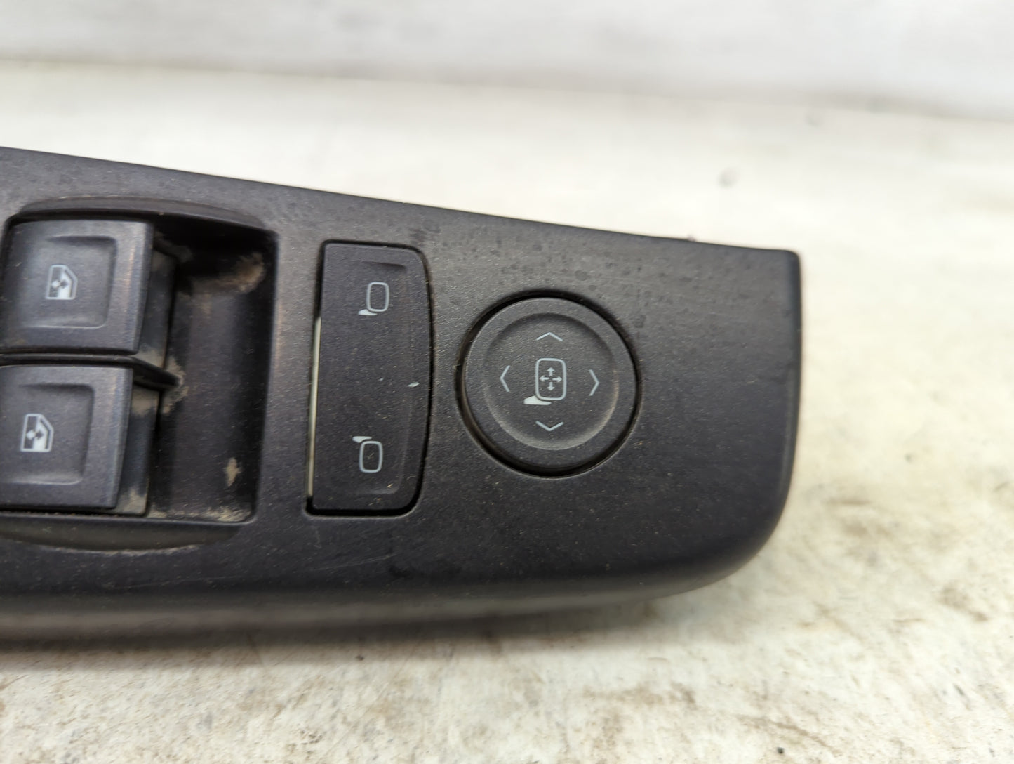 2018 Gmc Yukon Master Power Window Switch Replacement Driver Side Left Fits OEM Used Auto Parts - Oemusedautoparts1.com