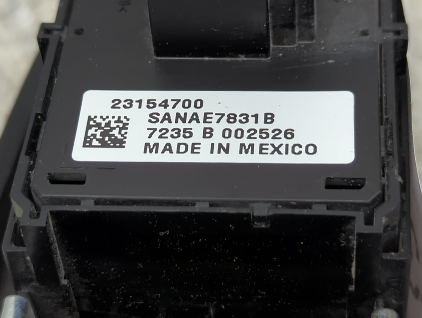 2018 Gmc Yukon Master Power Window Switch Replacement Driver Side Left Fits OEM Used Auto Parts - Oemusedautoparts1.com