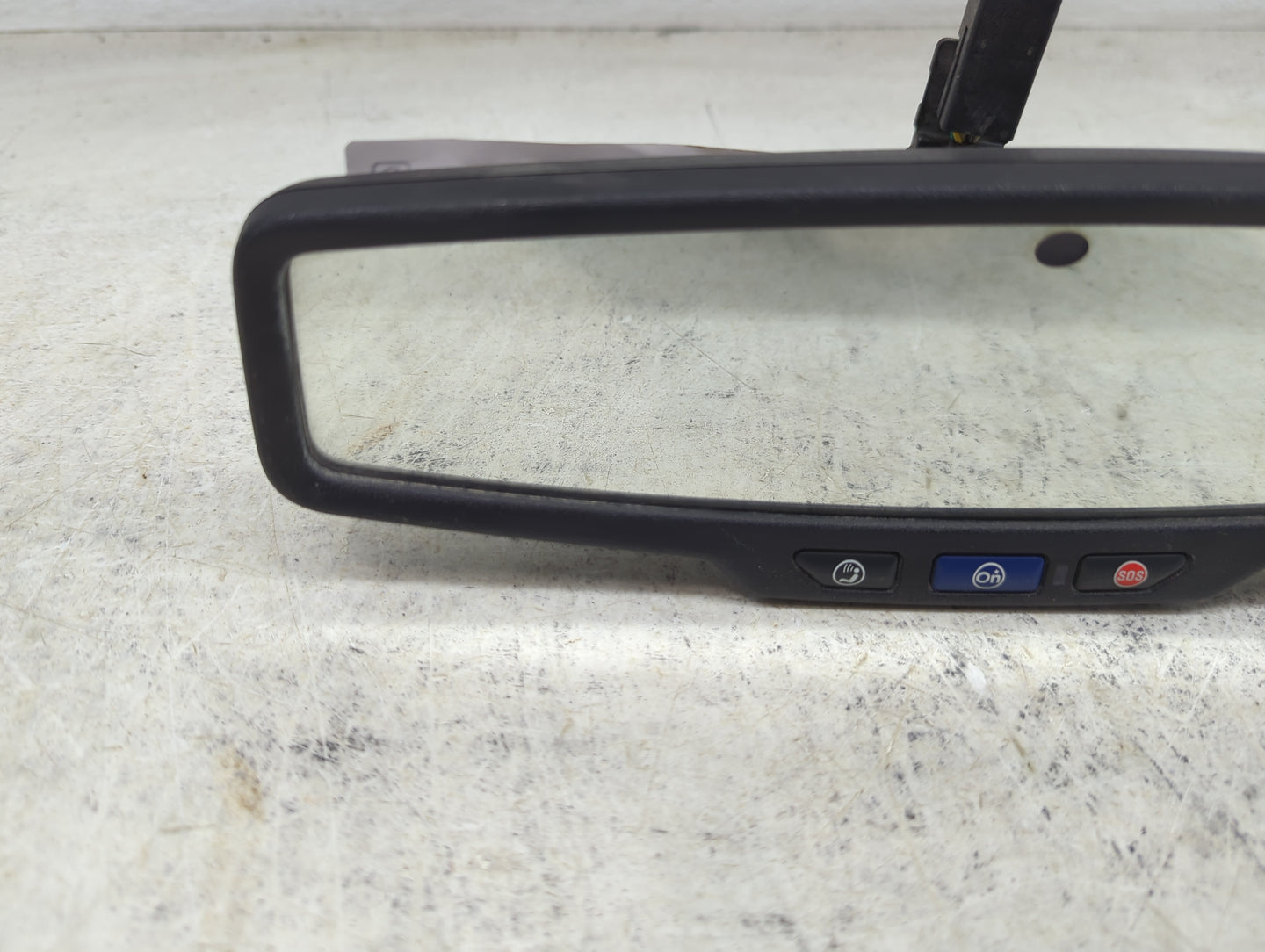 2018 Gmc Yukon Interior Rear View Mirror Replacement OEM Fits OEM Used Auto Parts - Oemusedautoparts1.com